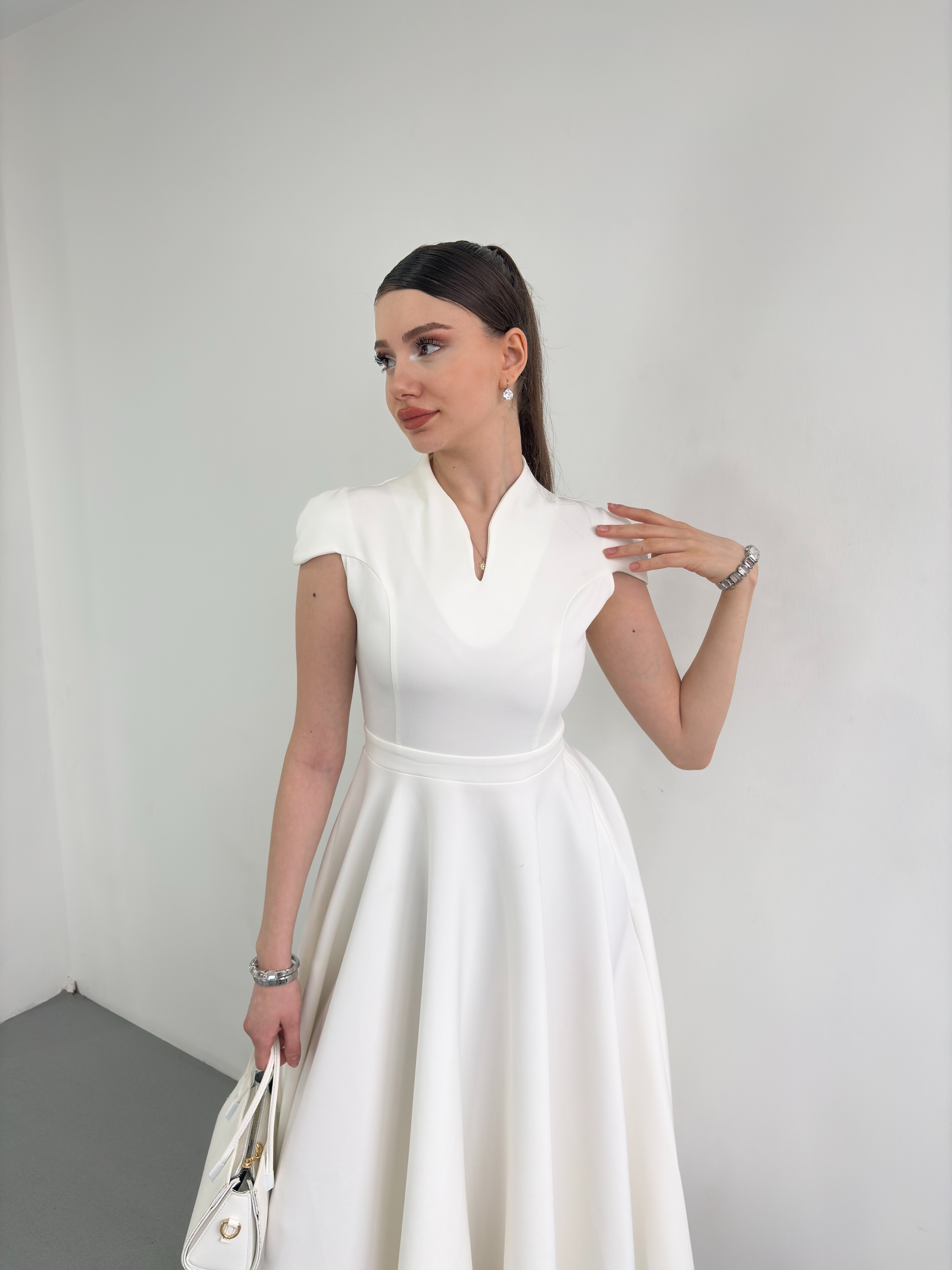 Yaka Detay Premium Elbise 