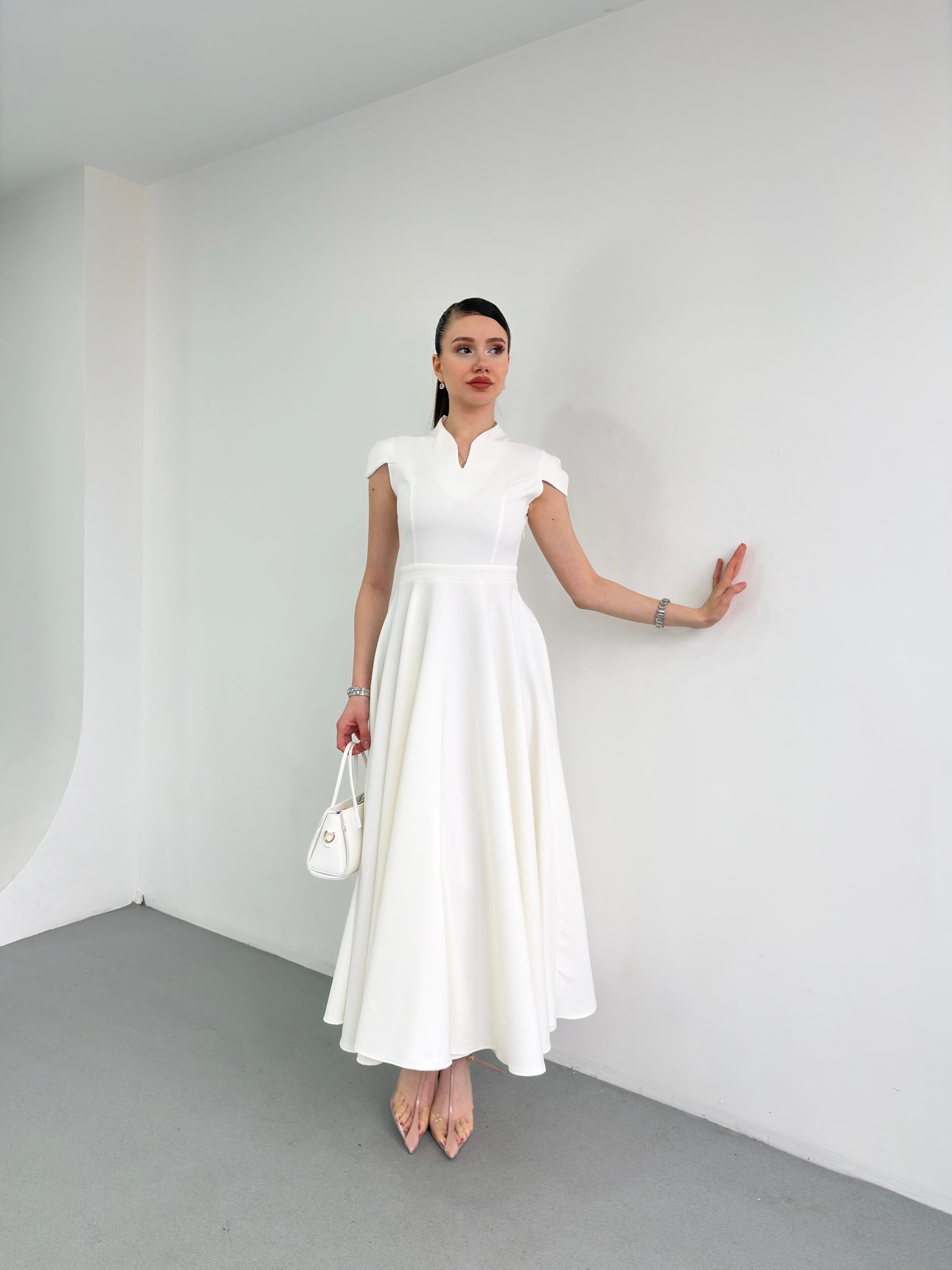 Yaka Detay Premium Elbise 