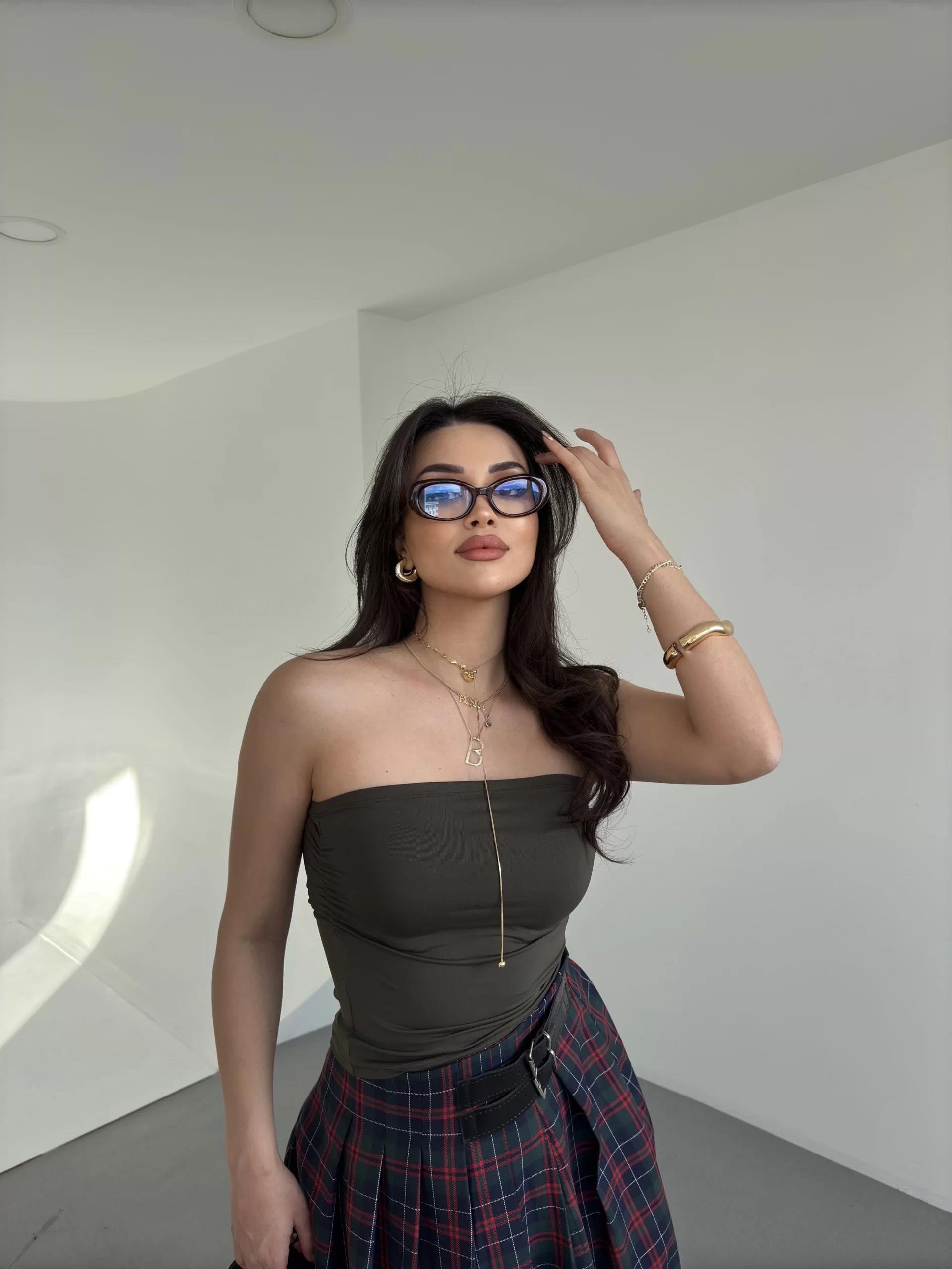 Yan Büzgü Straplez Crop