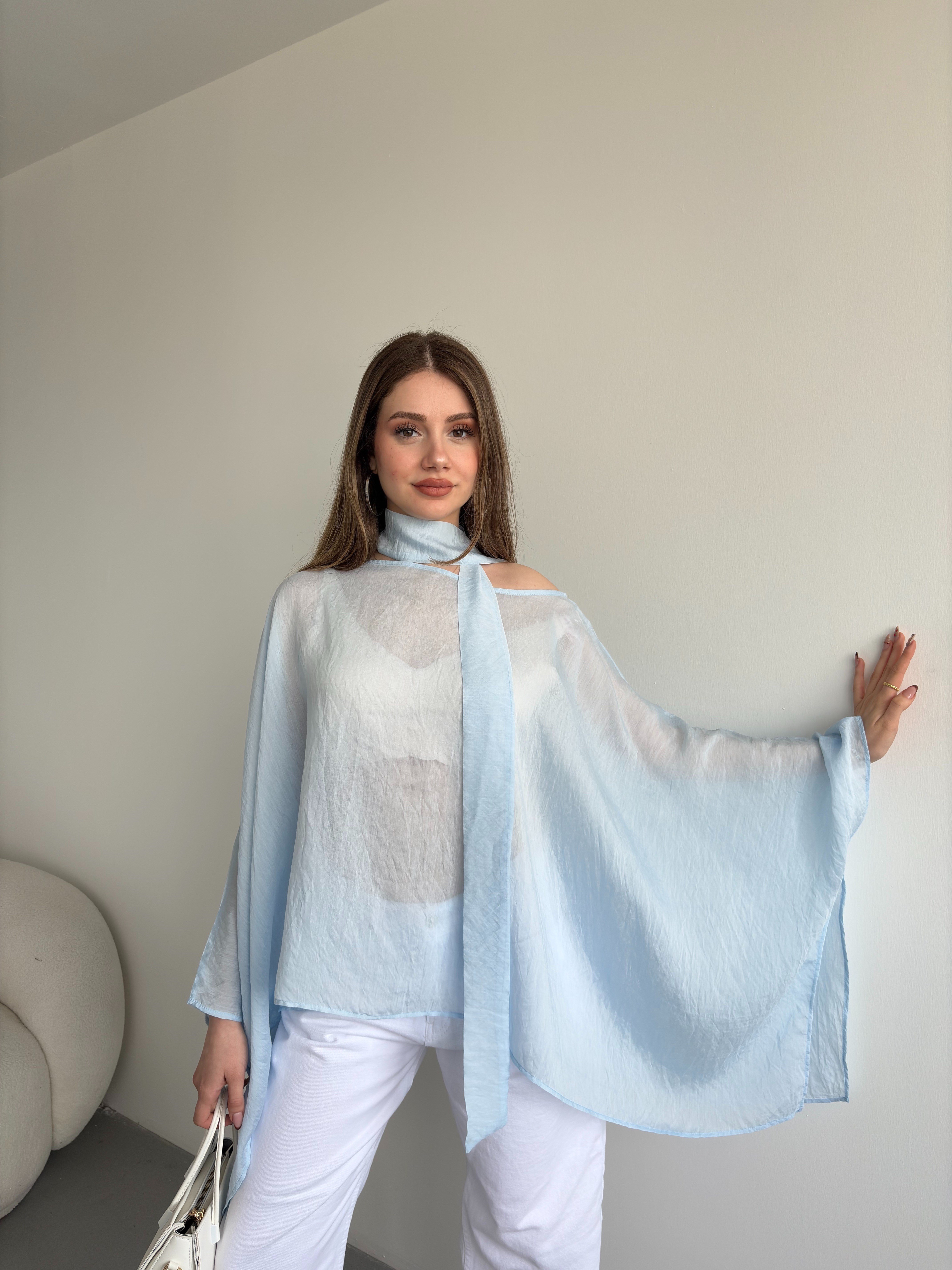 Yarasa Fularlı Tensel Kumaş Bluz