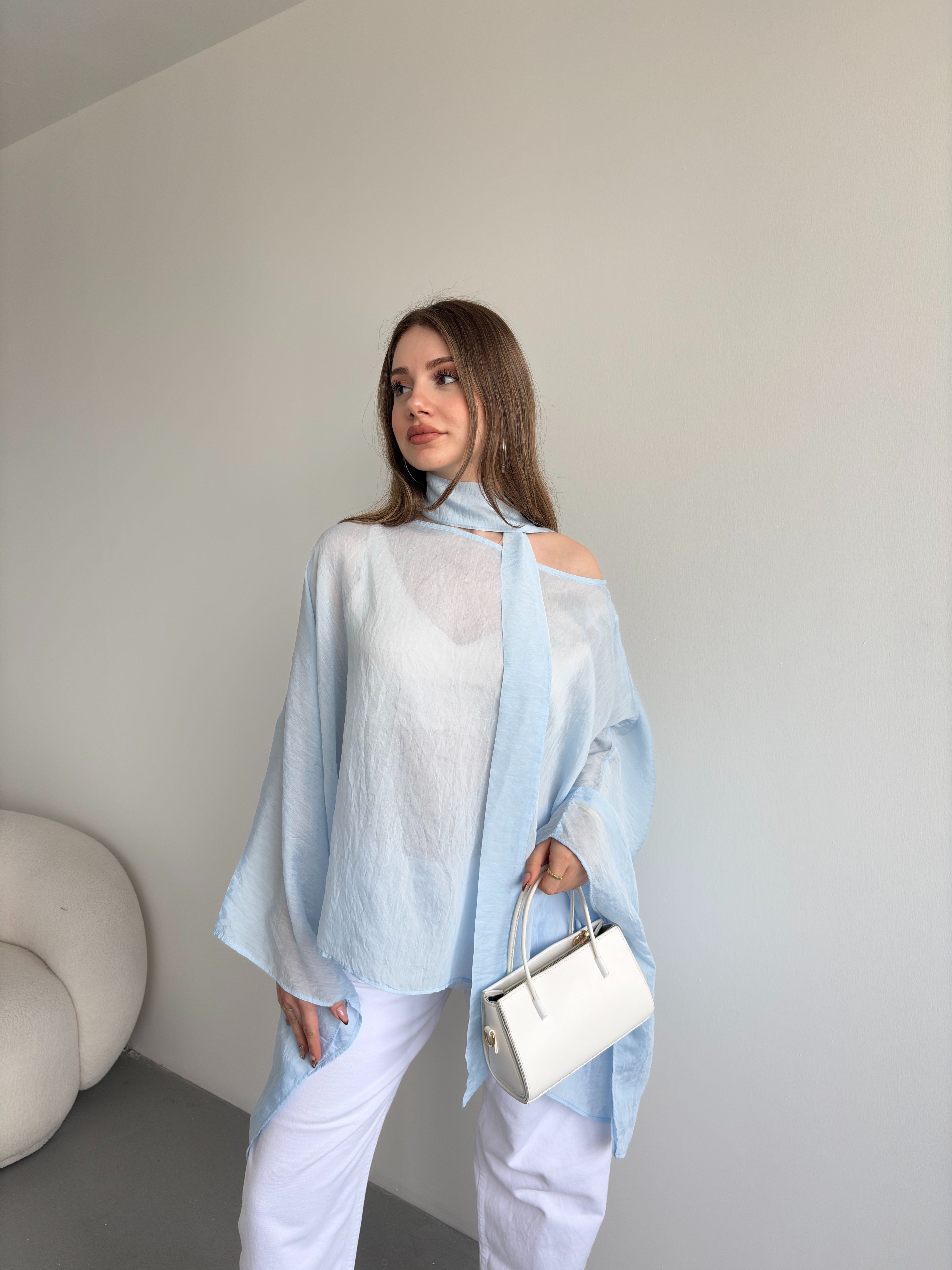 Yarasa Fularlı Tensel Kumaş Bluz