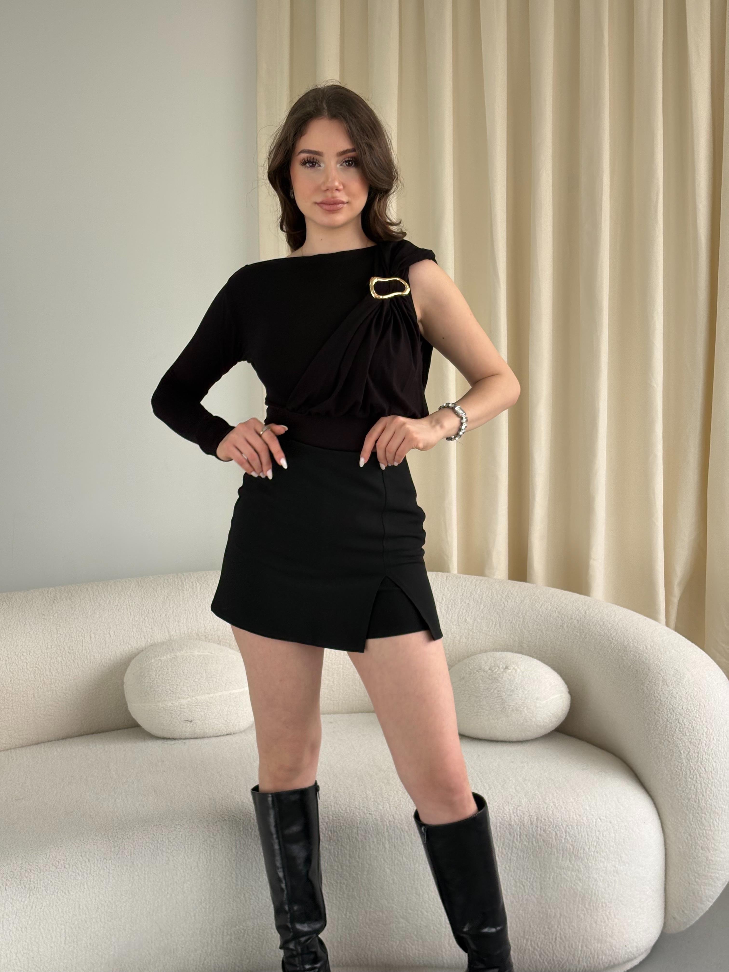 Yırtmaçlı Şort Etek