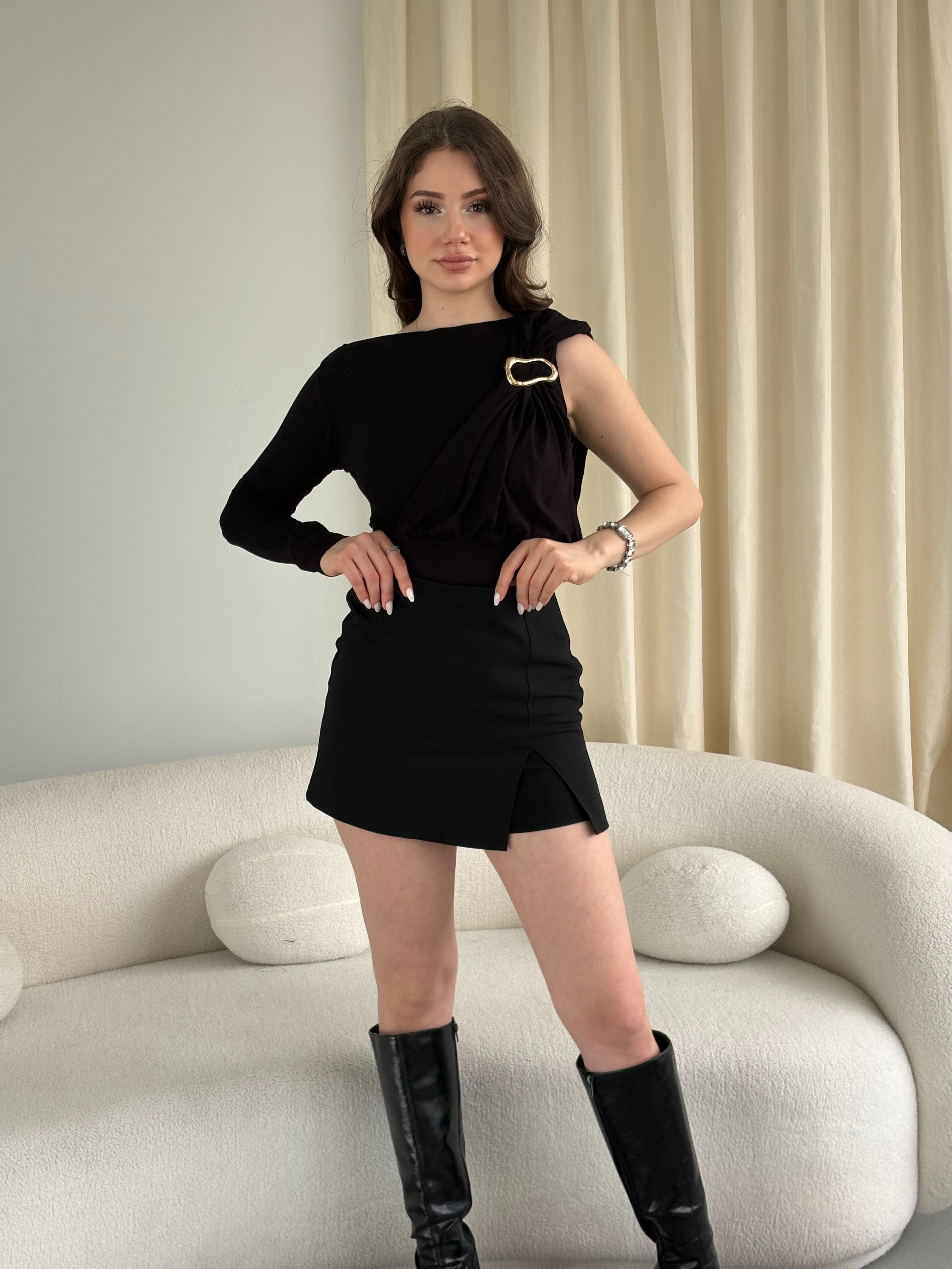 Yırtmaçlı Şort Etek