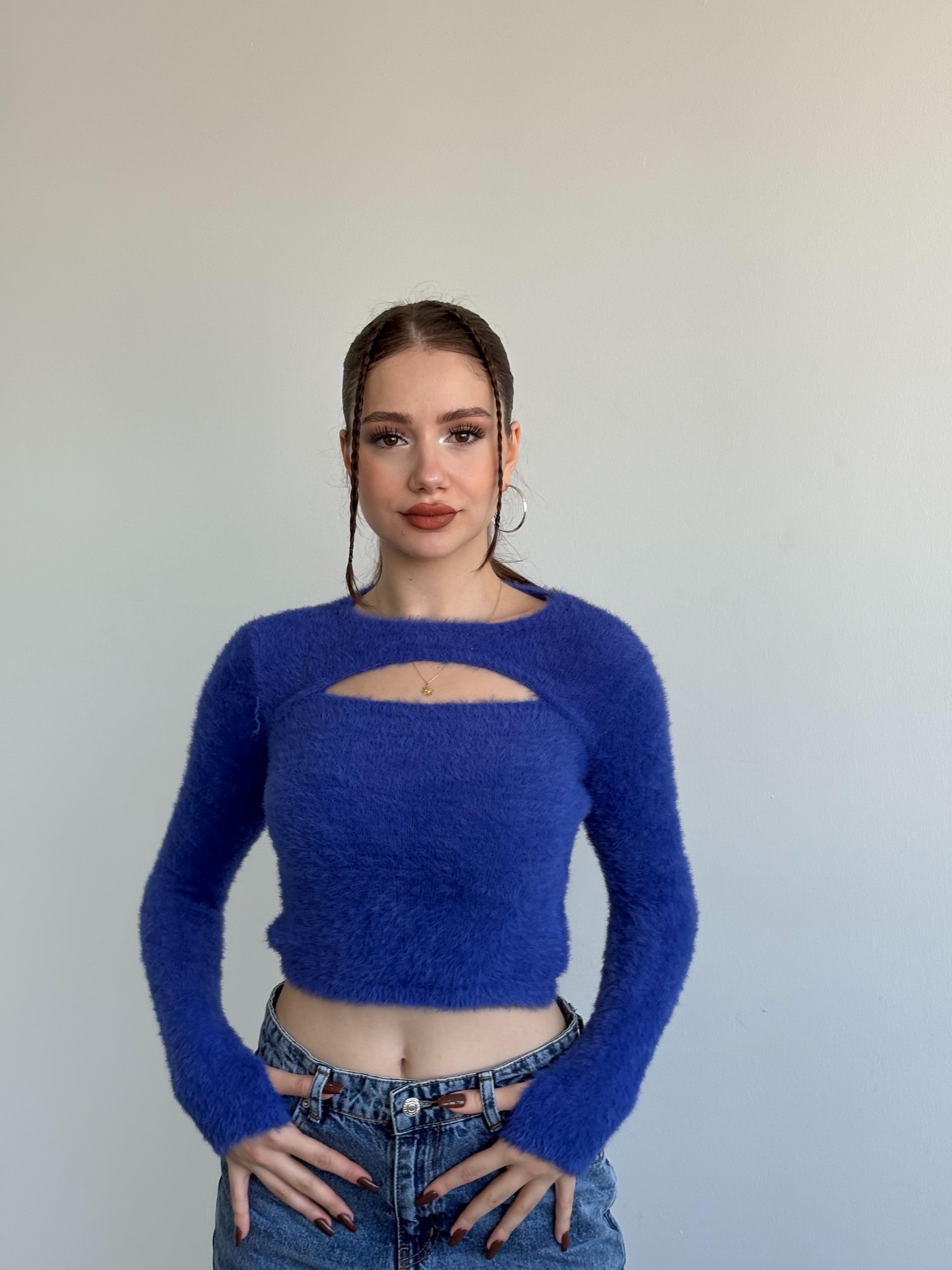 Yumoş Dekolteli Crop