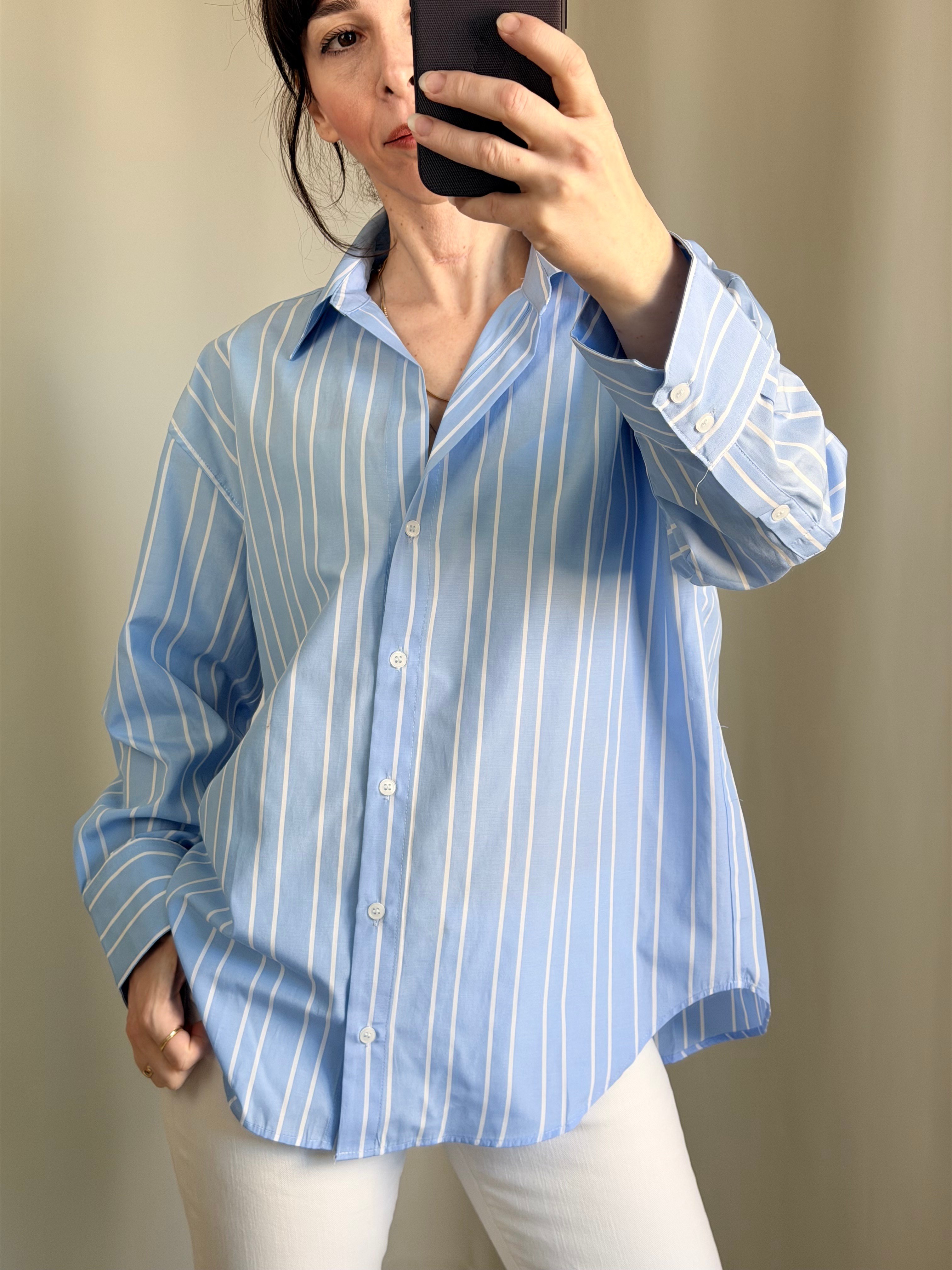 Çizgili Mavi Gömlek