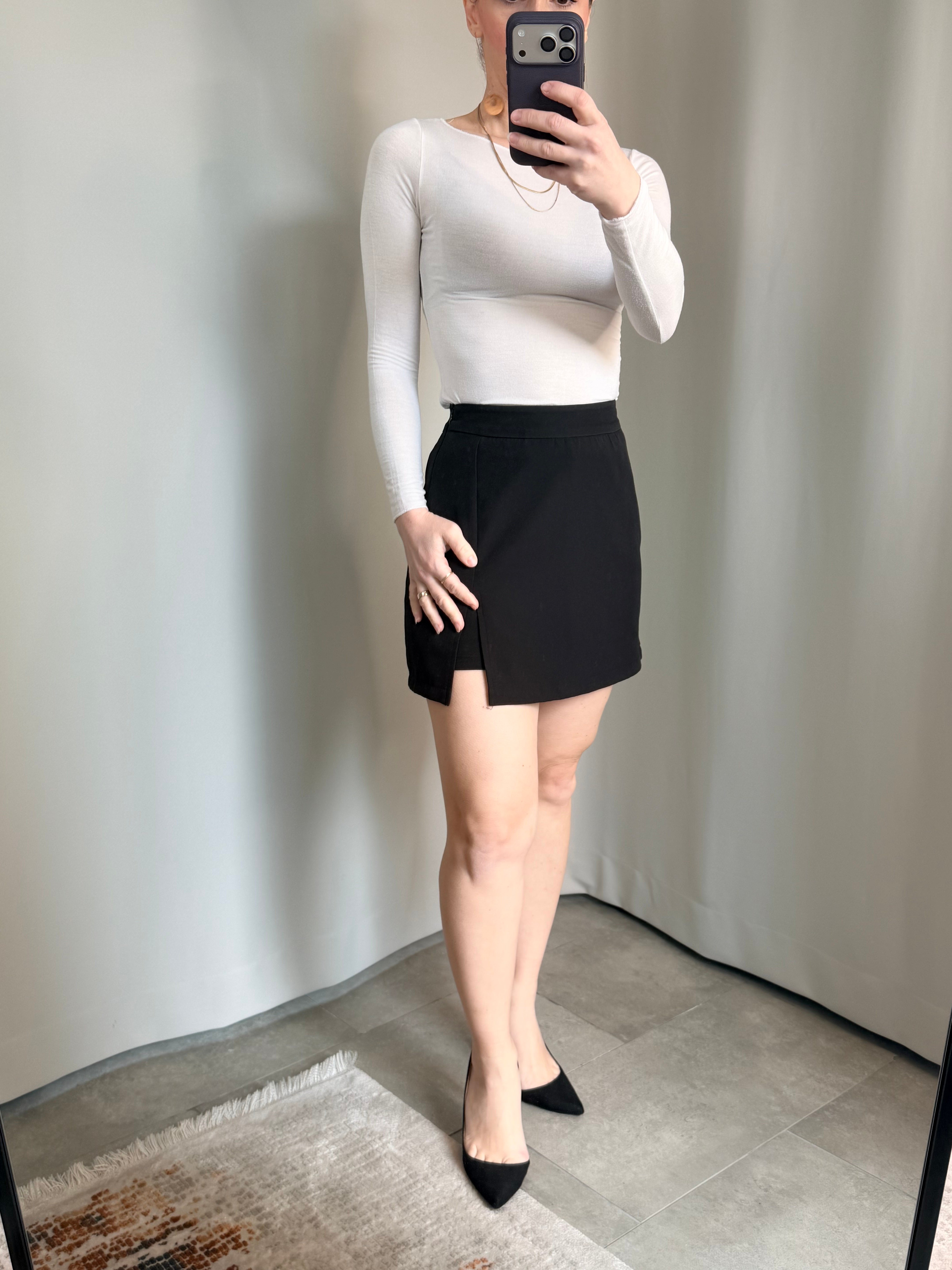 Siyah Şort Etek 