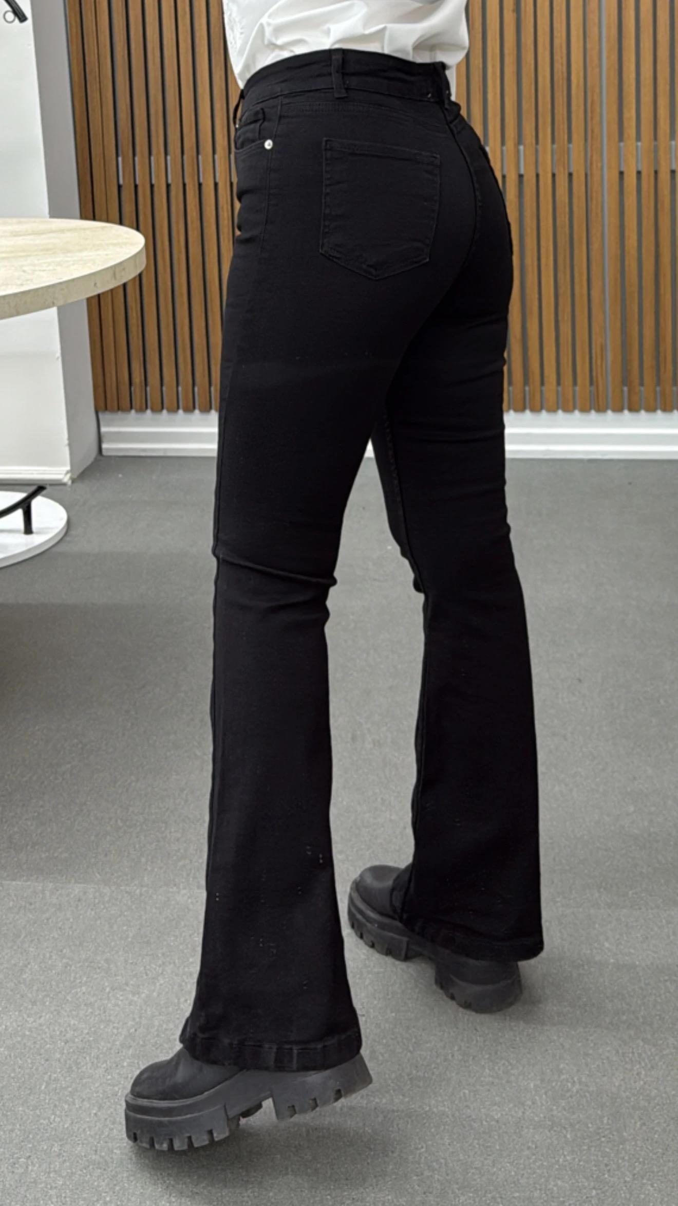 Allison Siyah 5 Düğmeli Likralı Flare Jeans