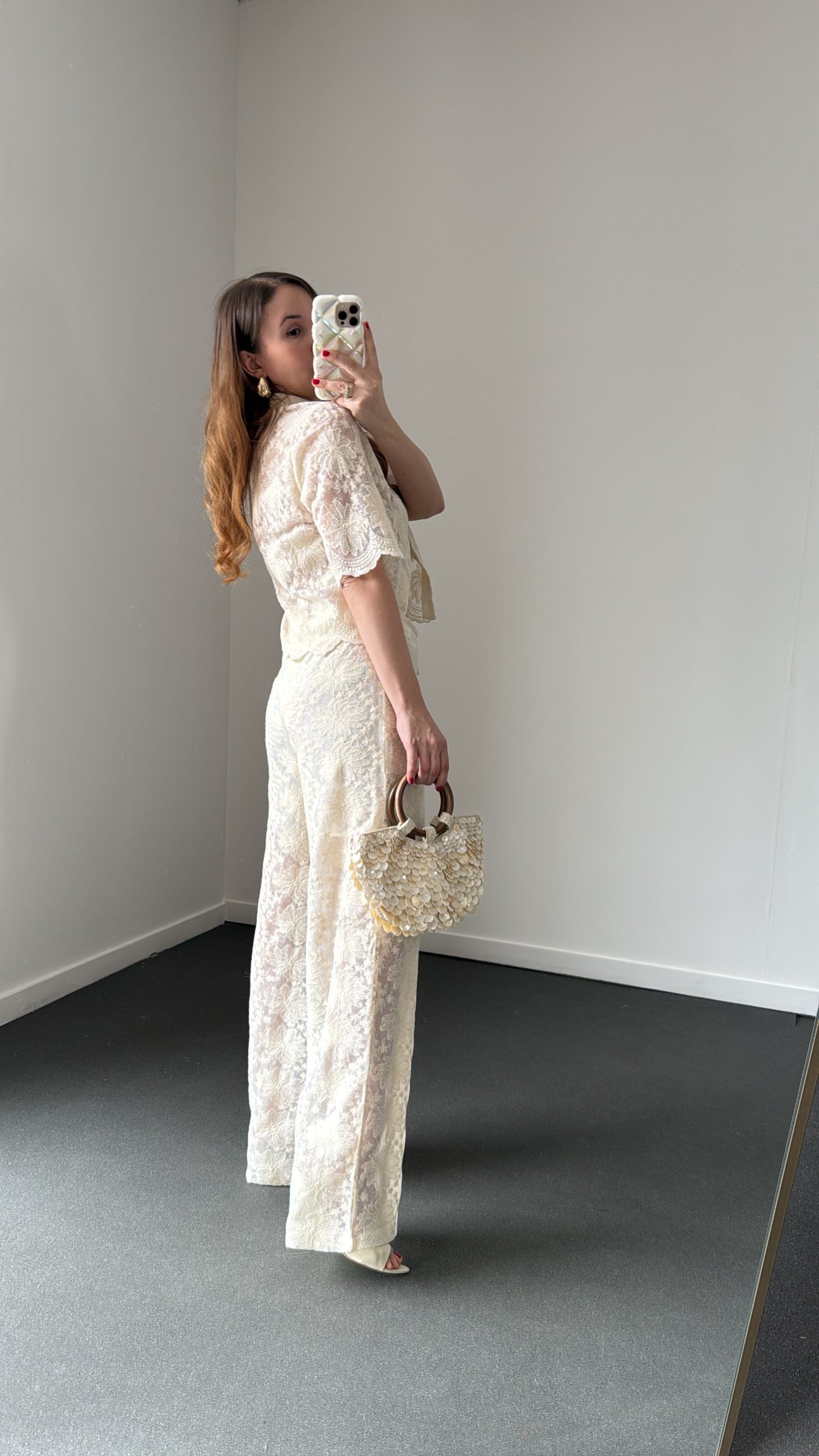 Antonella Krem Dantelli Premium İşlemeli İç Astarlı Pantolon
