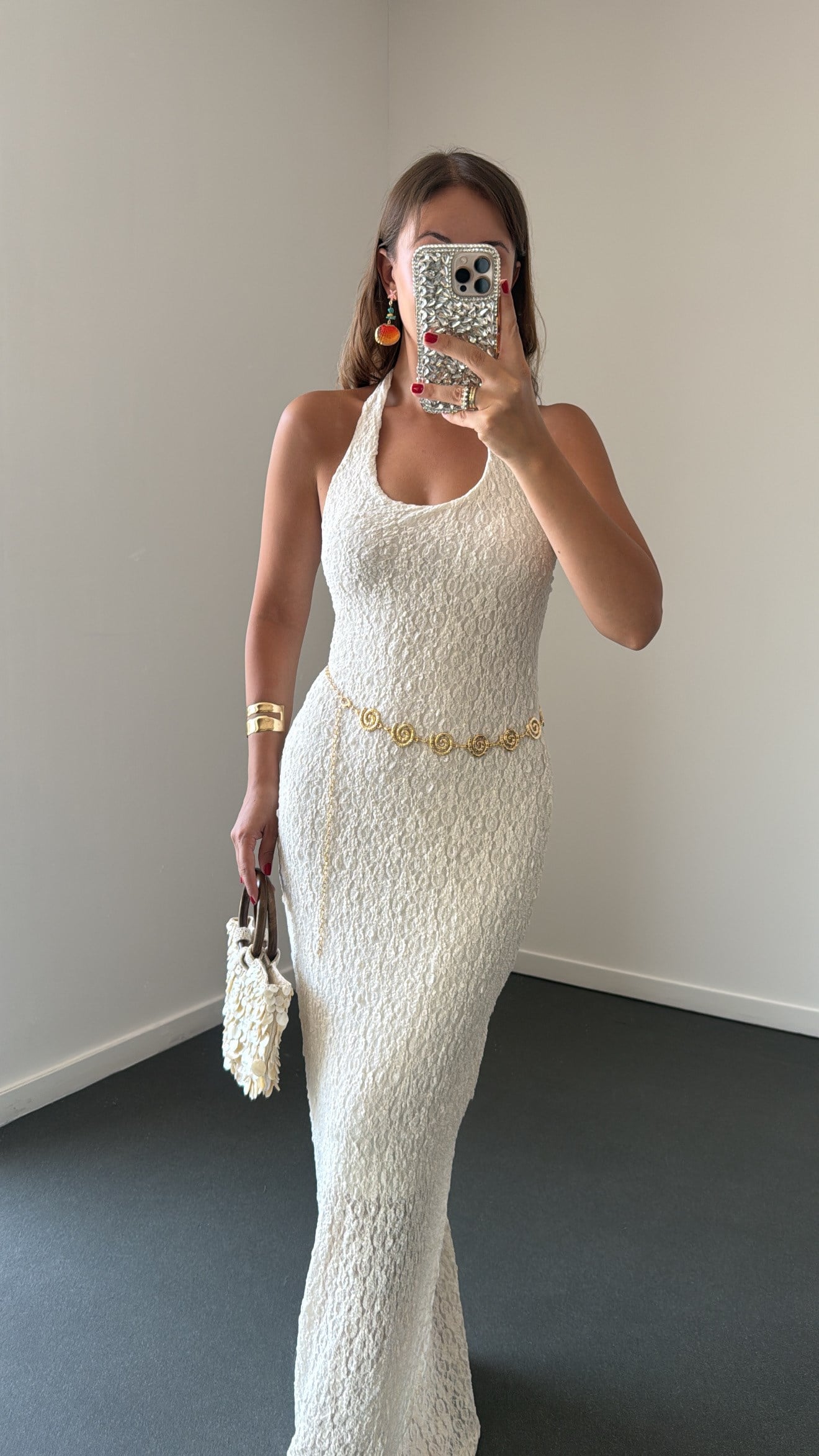 Arisu Beyaz Halter Yaka Dantelli Maxi Elbise