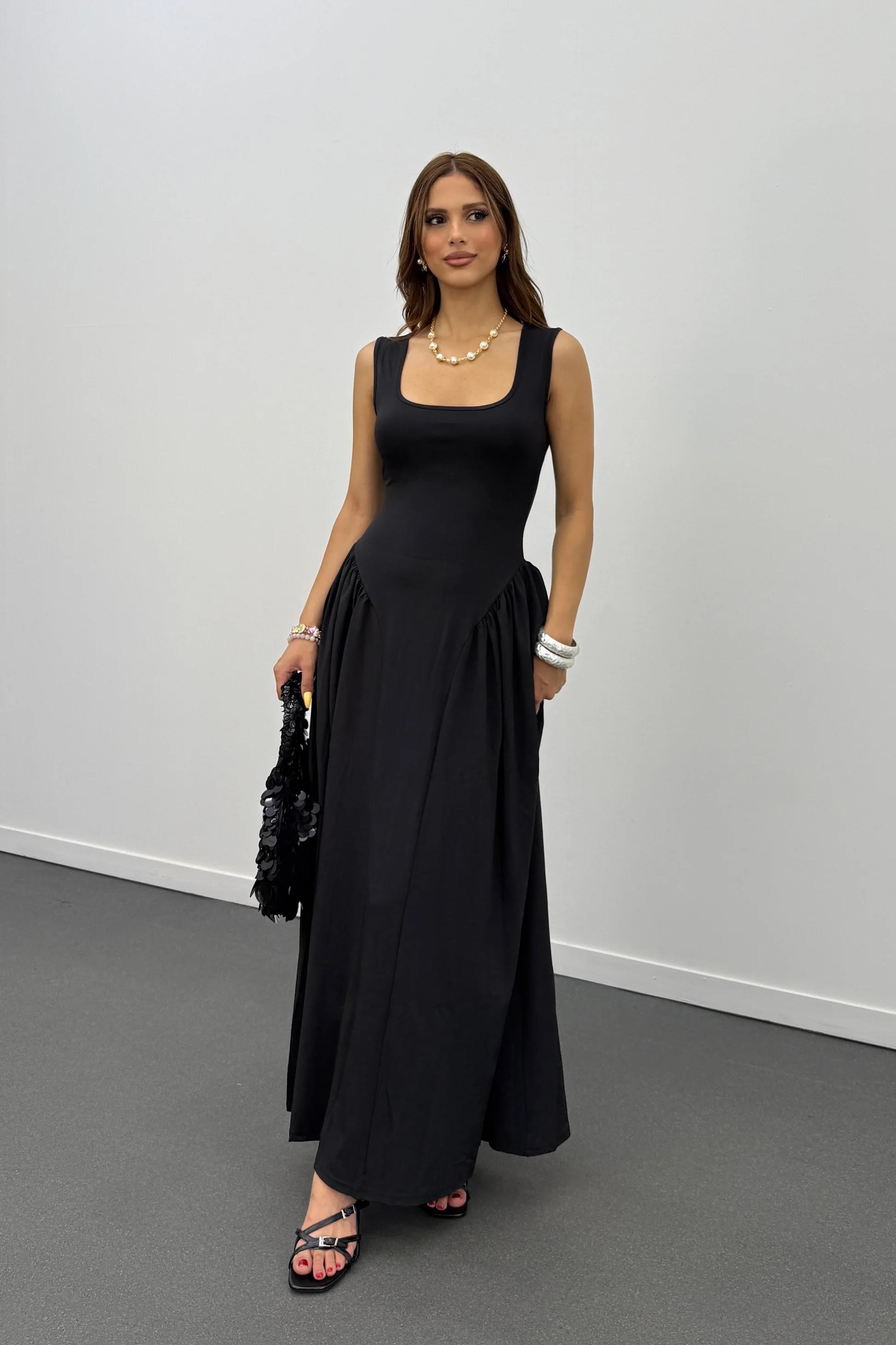 Ayge Siyah Pileli Kalın Askılı Maxi Elbise
