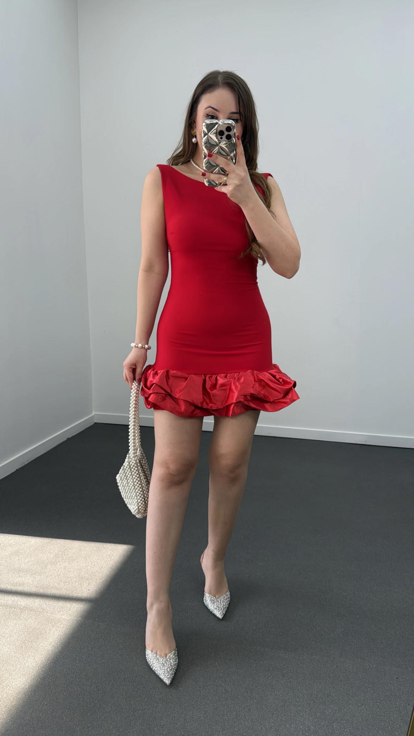 Ballery Kırmızı Saten Fırfırlı Şortlu Mini Elbise