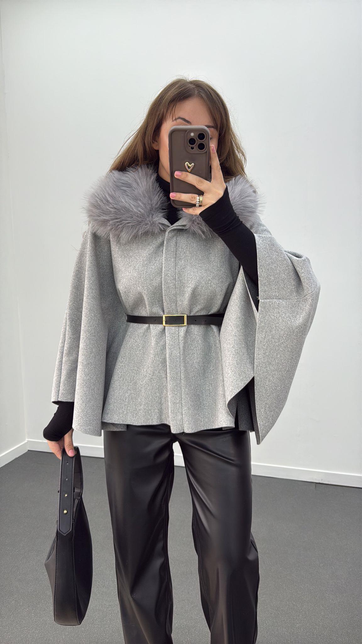 Barbara Gri Kürk Yaka Kemerli Kaşe Panço Kaban