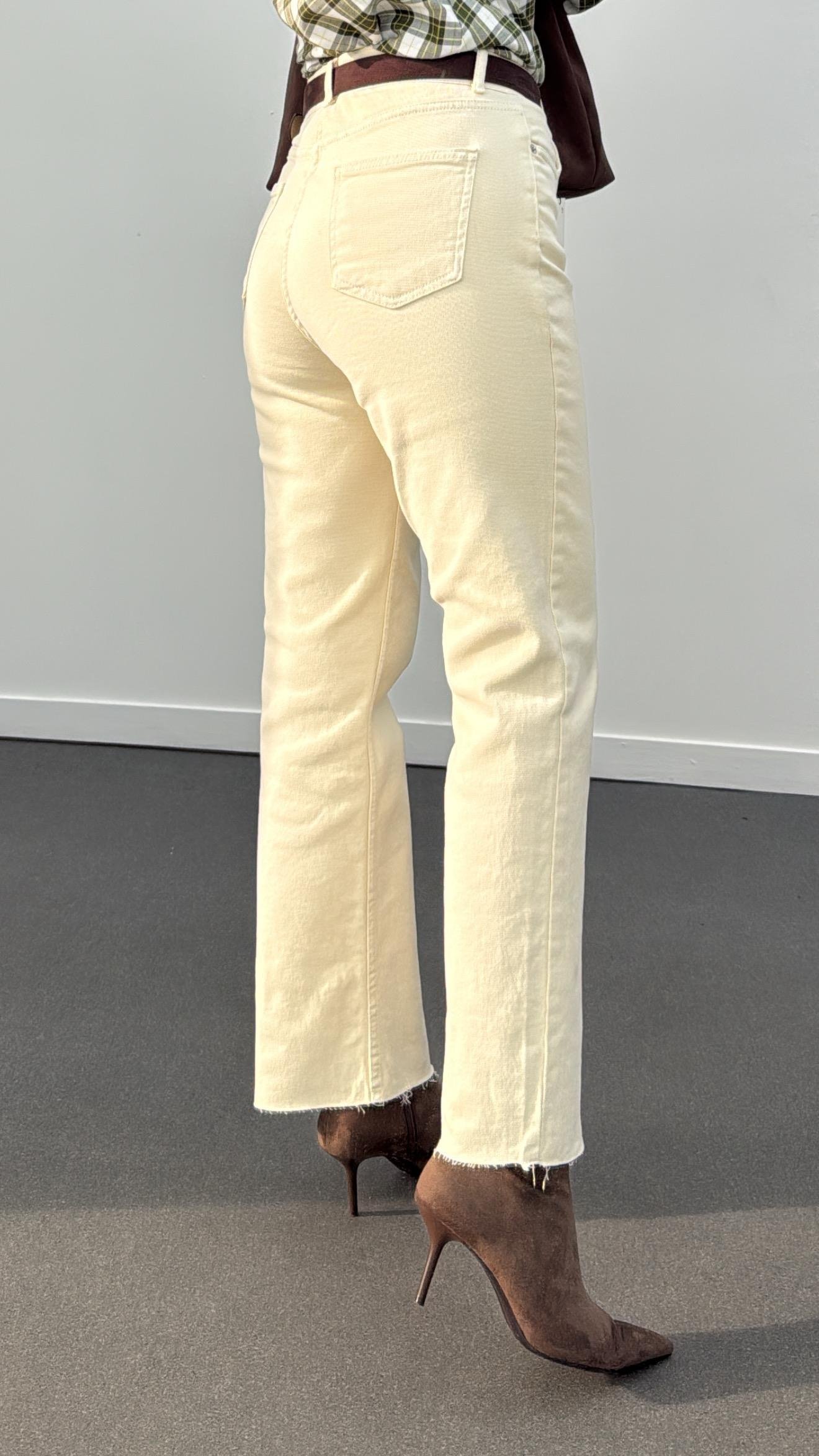 Berlin Krem Slim Kesik Paça Jeans