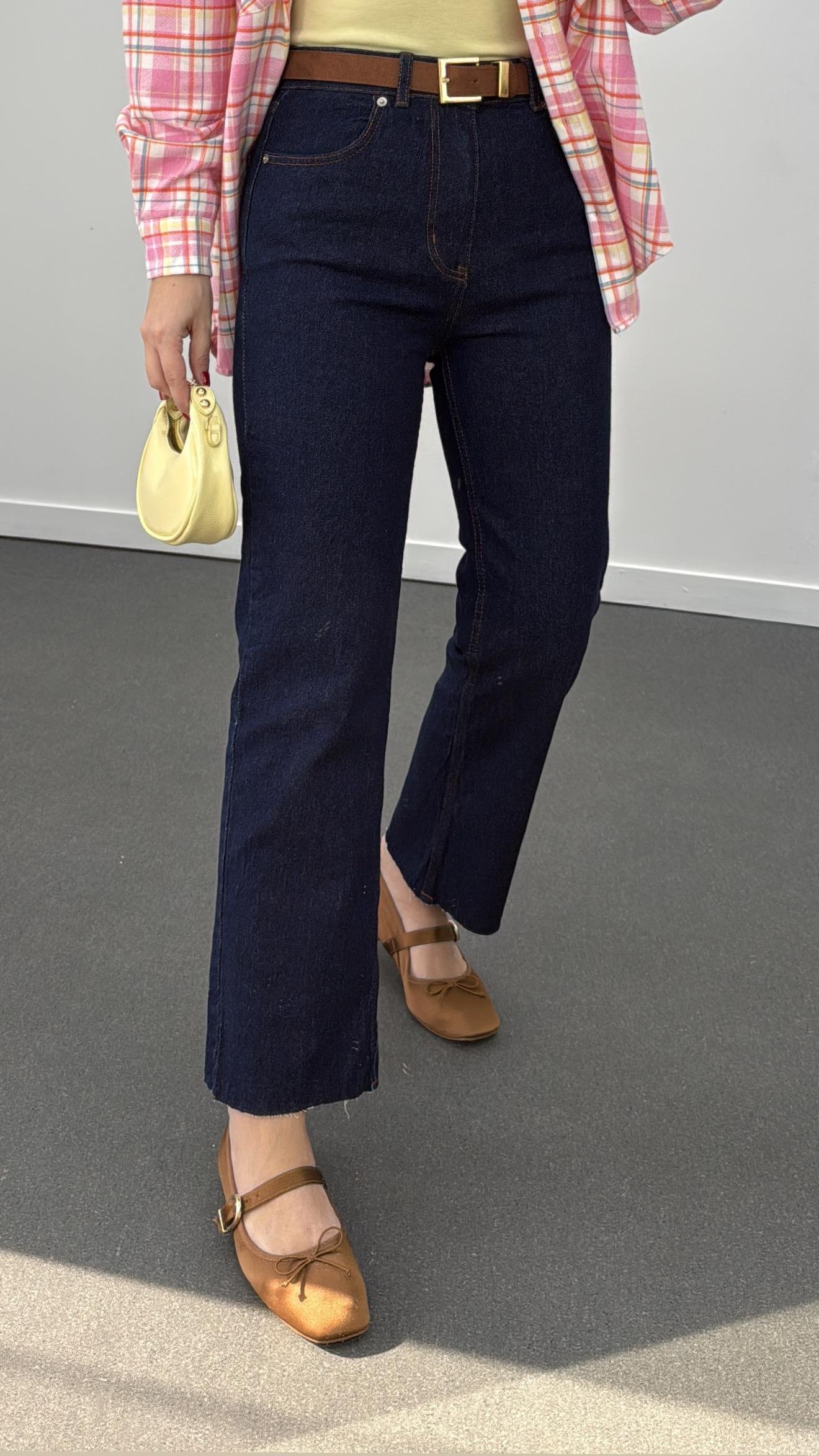 Berlin Lacivert Slim Kesik Paça Jeans