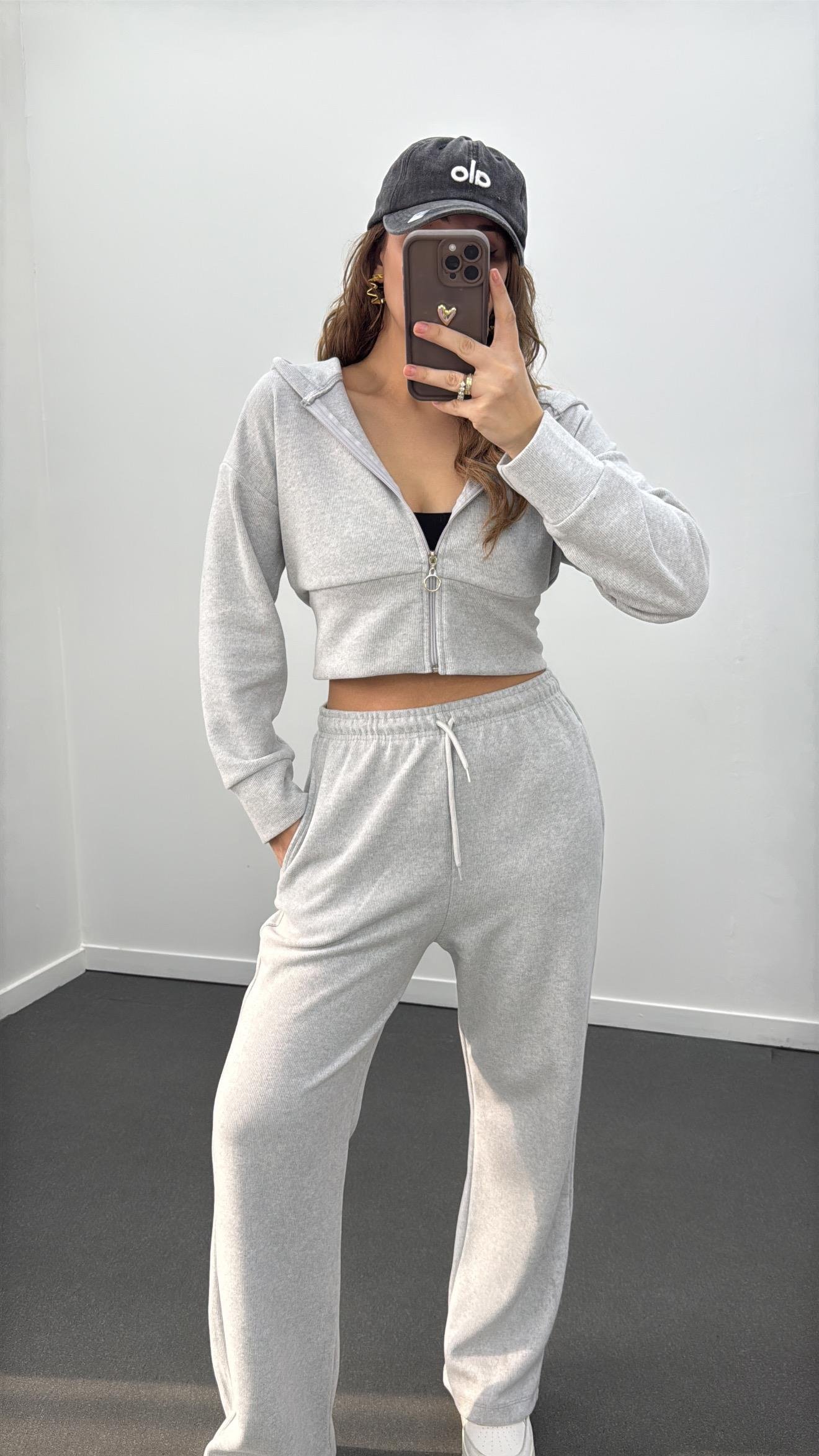 Bianca Gri Fitilli Triko Crop Hırka Eşofman Takım