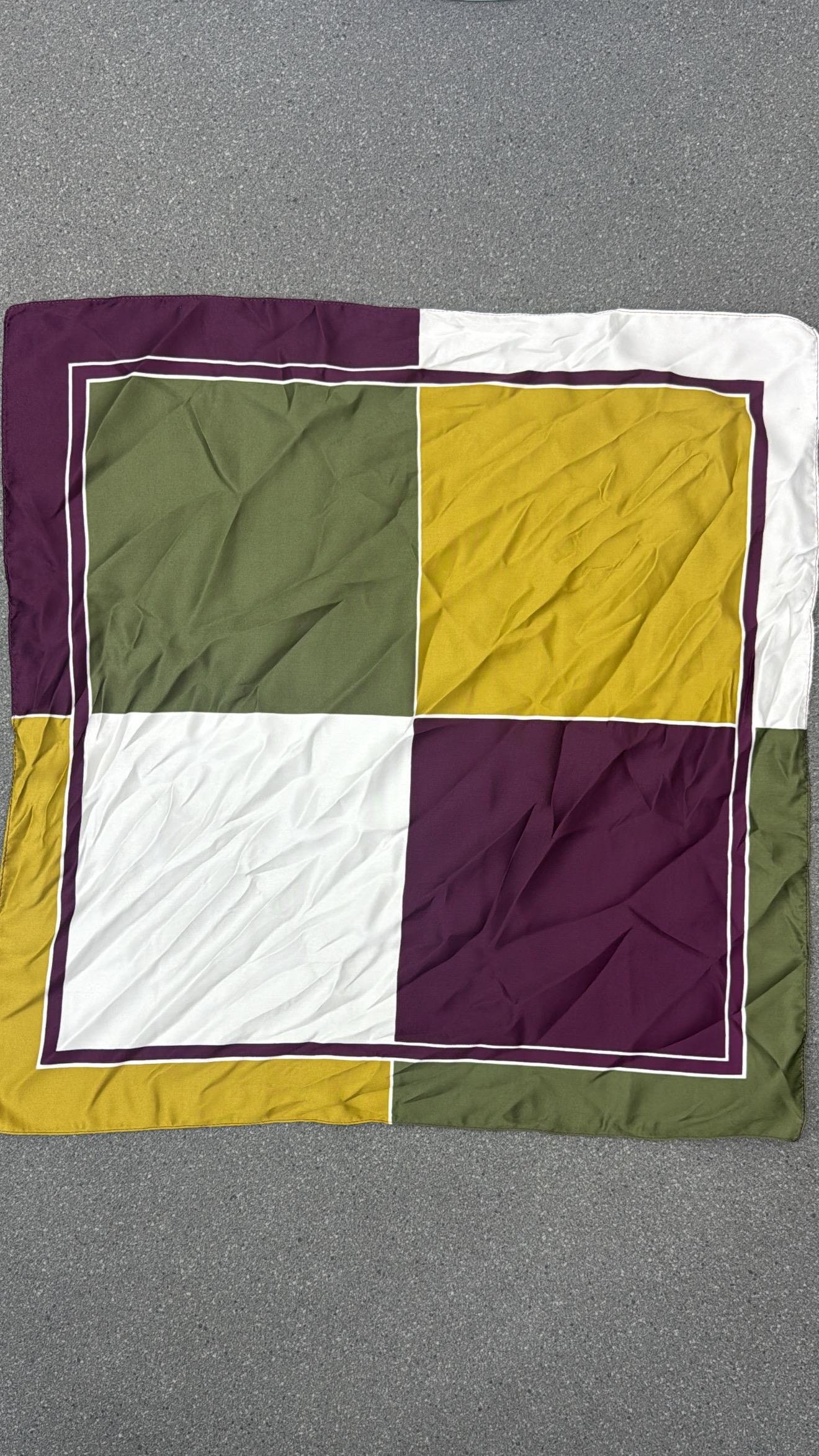 Blok 4 Renk Kare Desenli Fular