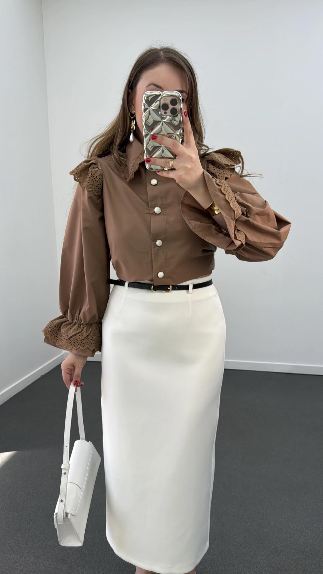 Bonjour Kahve Bebe Yakalı Fisto İşlemeli Gömlek