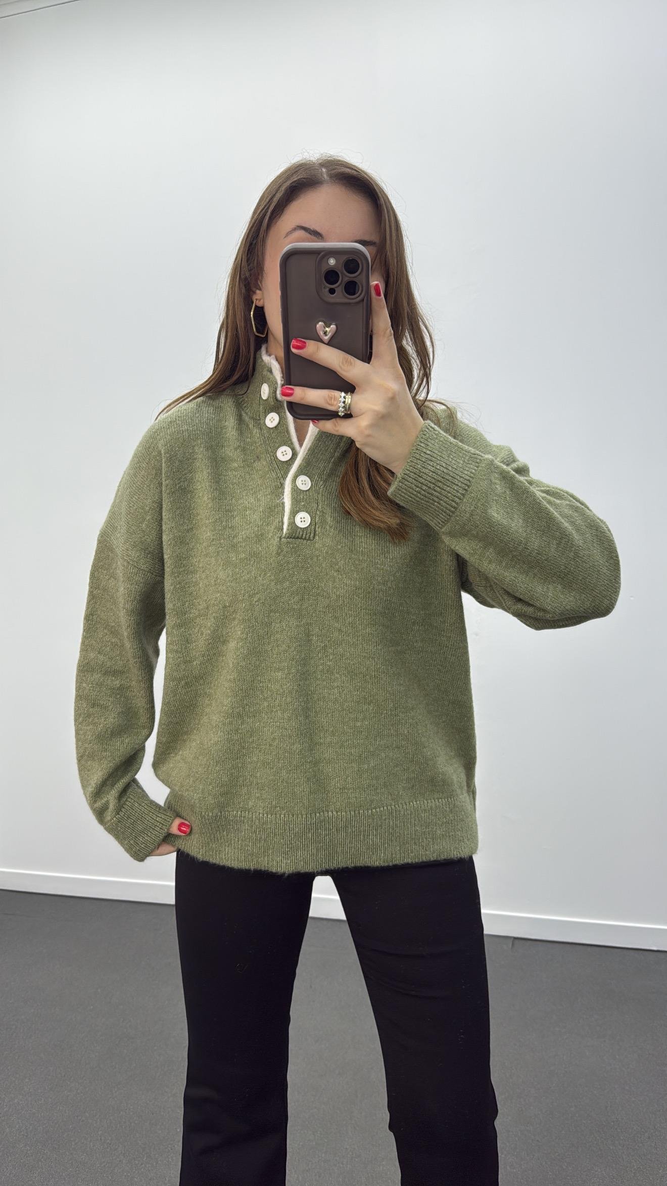 Brume Haki Renk Önü Düğmeli Triko