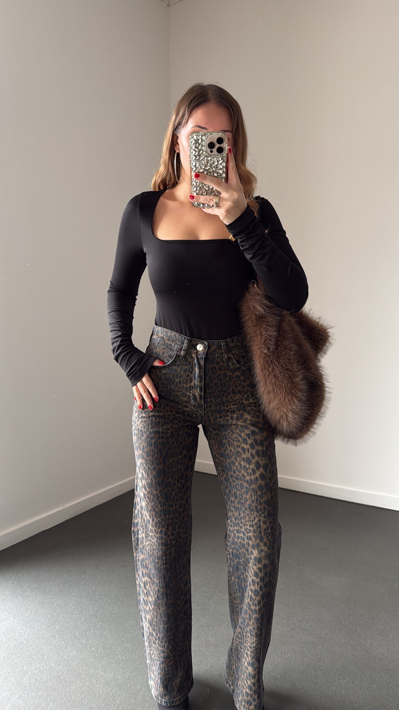 Calvera Siyah U Yaka Bodysuit