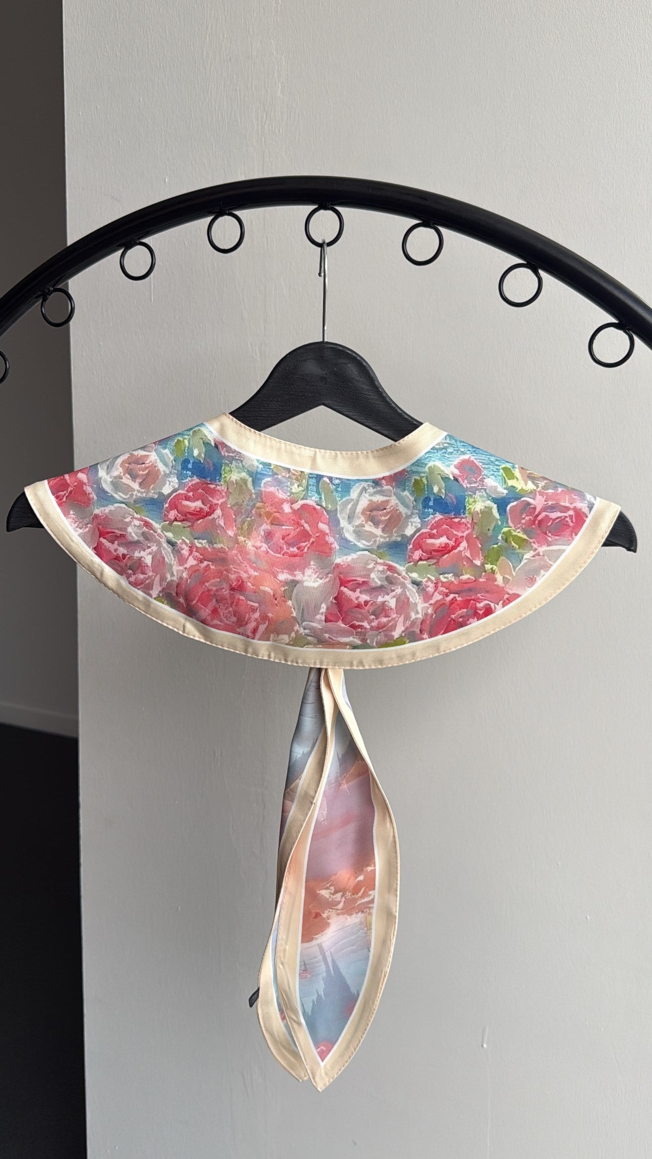 Clavel Pembe Çiçek Desenli Uzun Yaka Fular