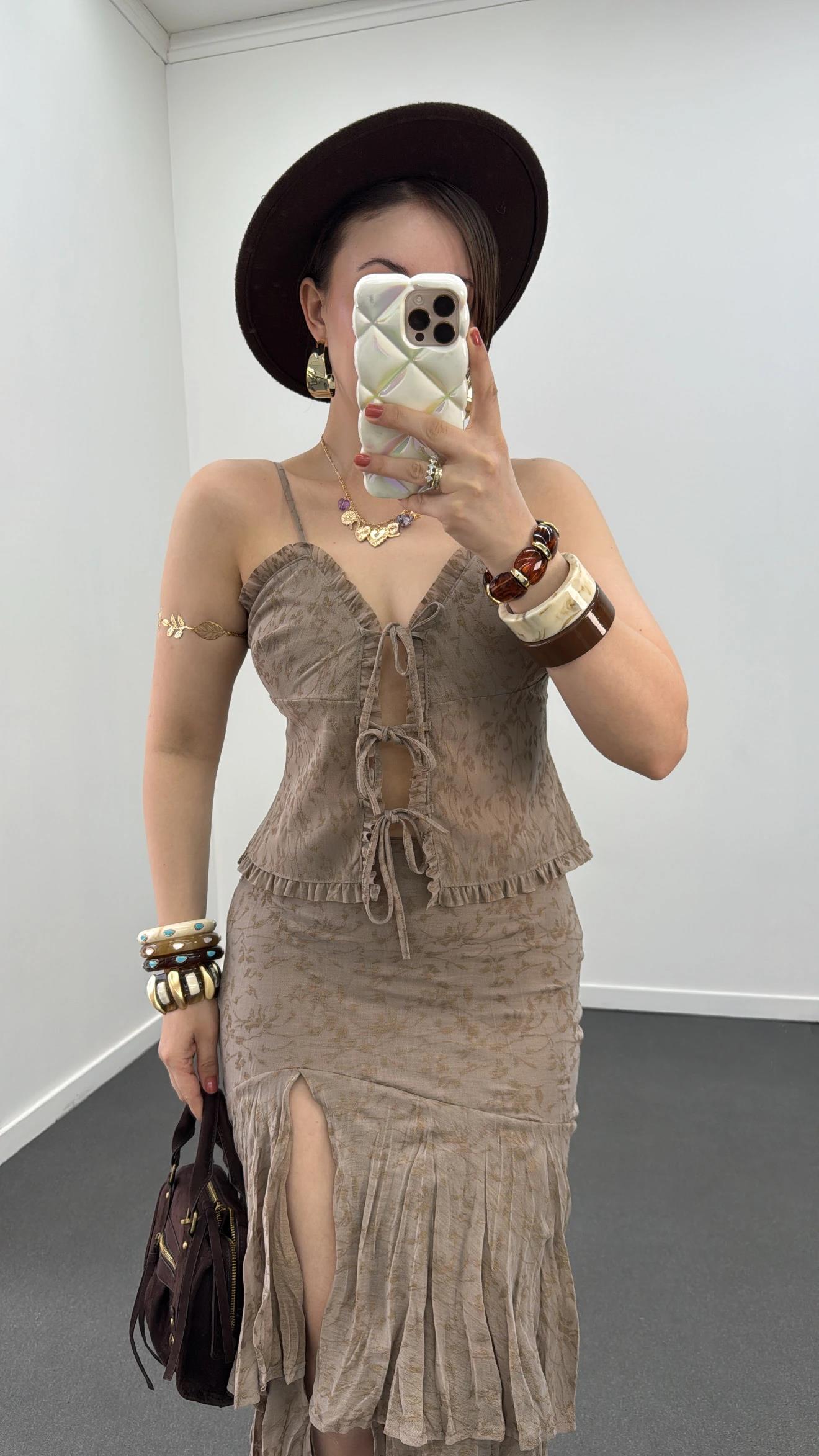 Coachella Kahve Önü Bağlamalı Tül Bluz