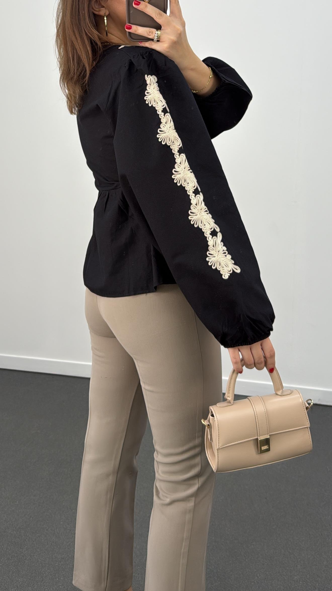 Coco Siyah Nakış İşlemeli Tasarım Gömlek