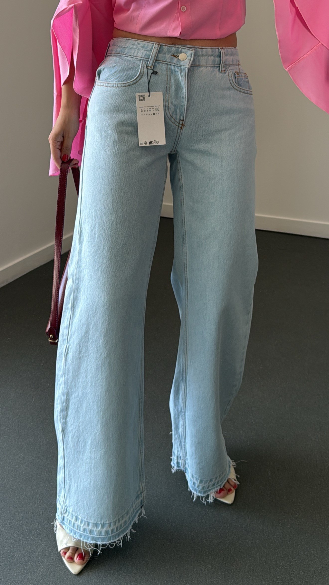 Cornell Buz Mavi Orta Bel Paçası Dikişli Jeans