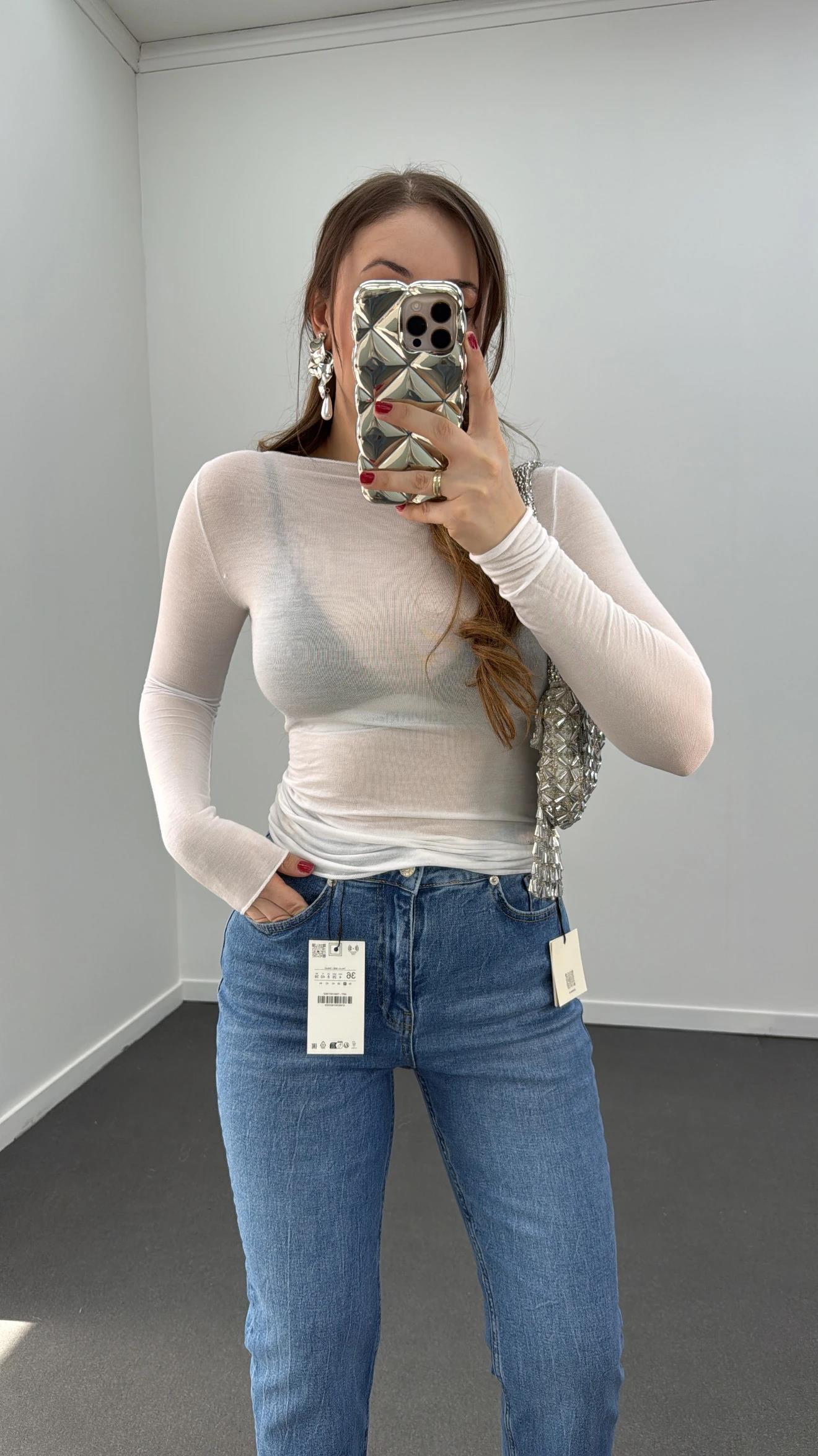 Cyra Beyaz Kaşmir Karışımlı Bluz