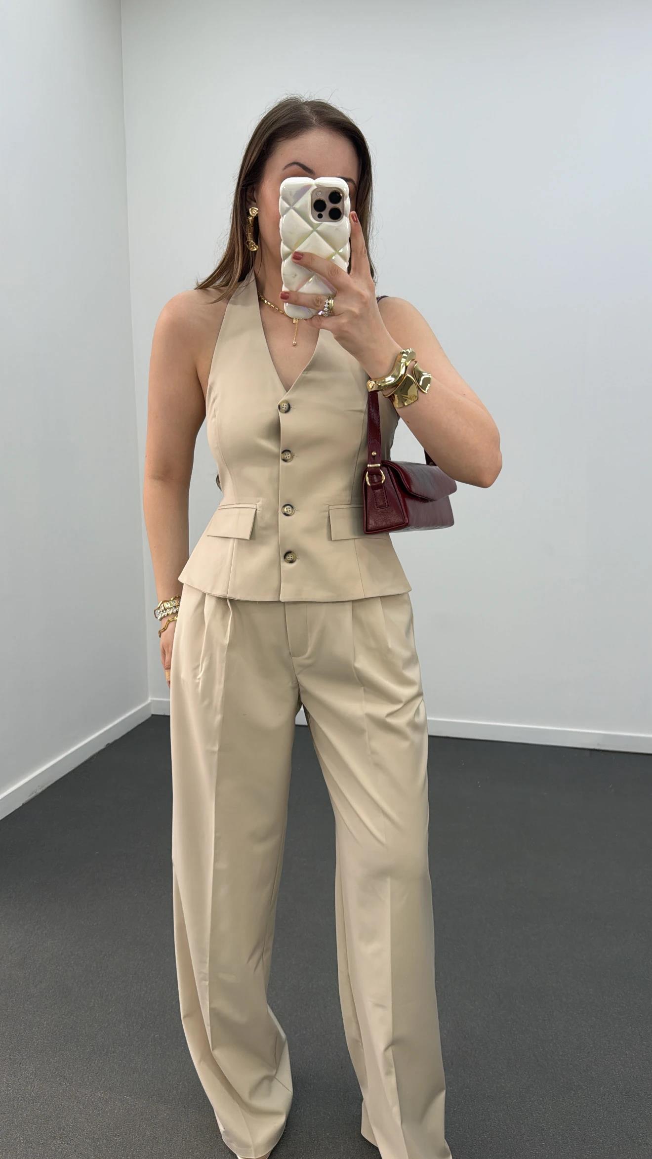 Efruz Premium Seri Bej Renk 4 Düğmeli Yelek