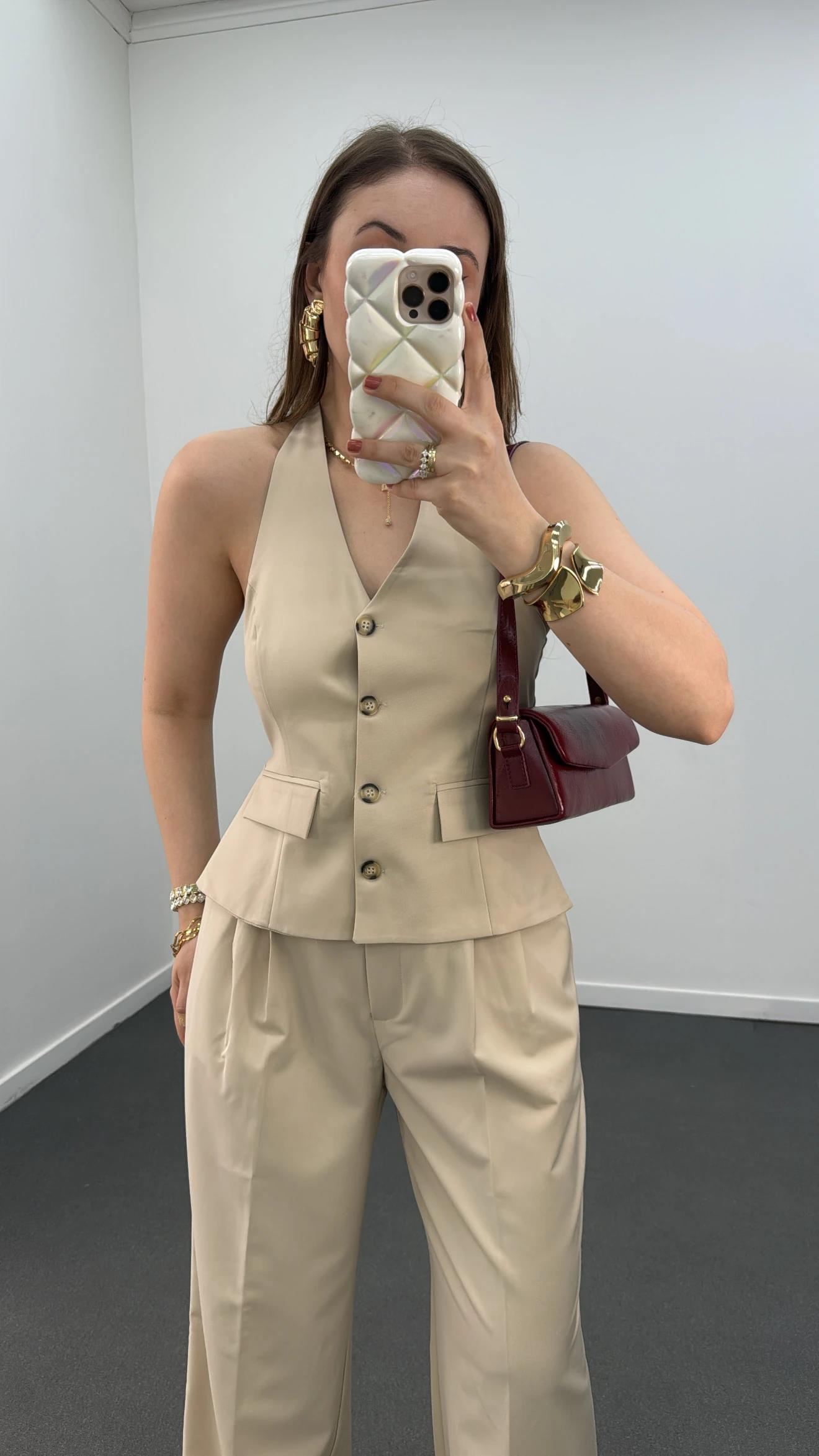 Efruz Premium Seri Bej Renk 4 Düğmeli Yelek