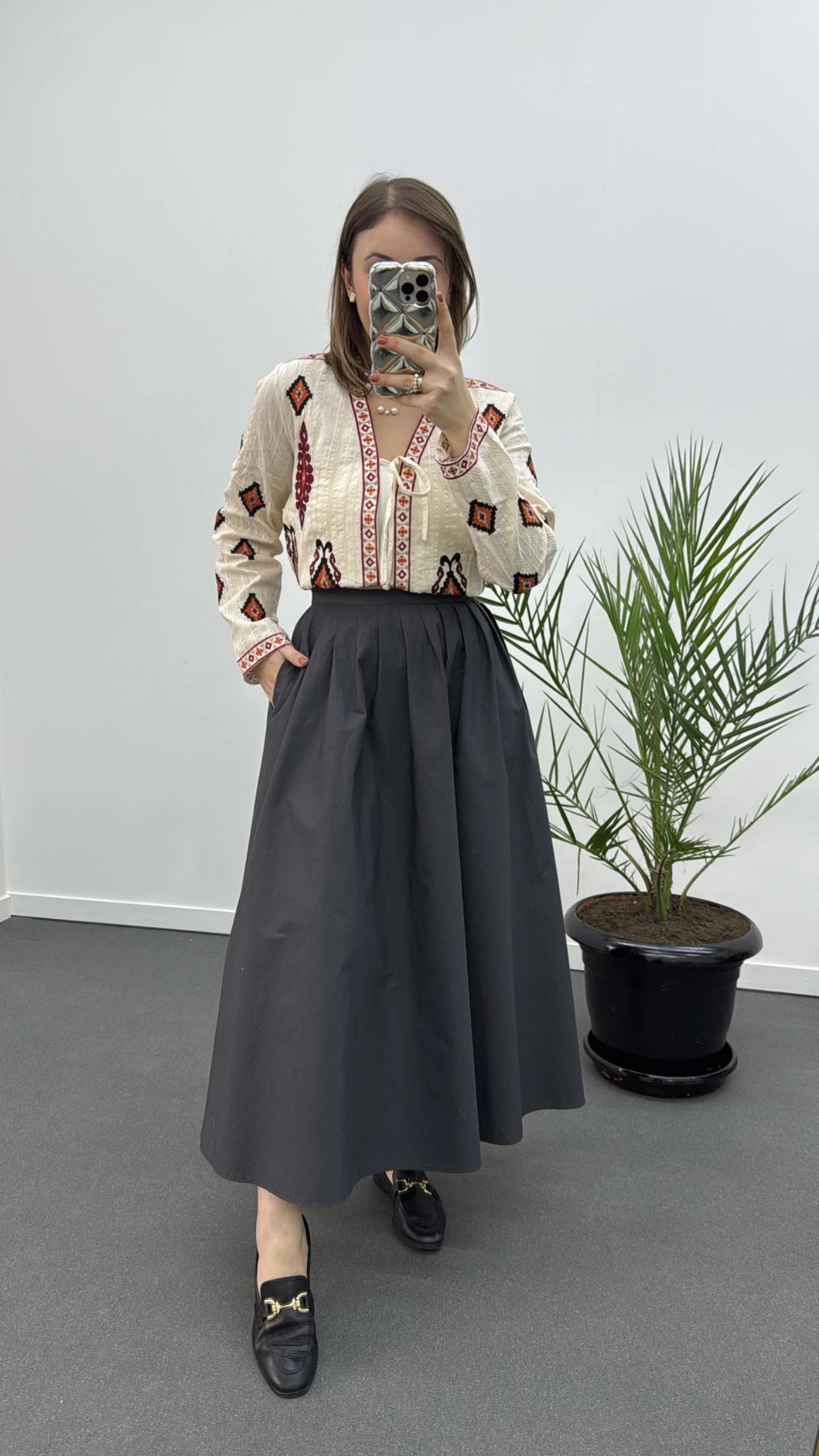 Elaine Gri Pileli Maxi Etek