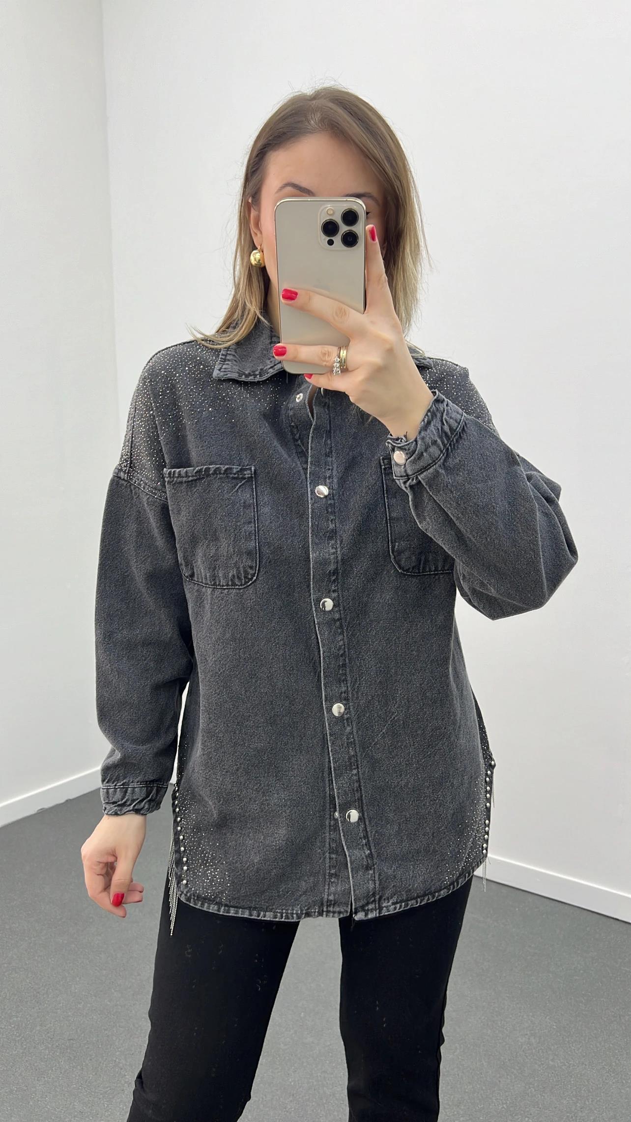 Ernesto Gri Yıkamalı Taş İşlemeli Kot Gömlek