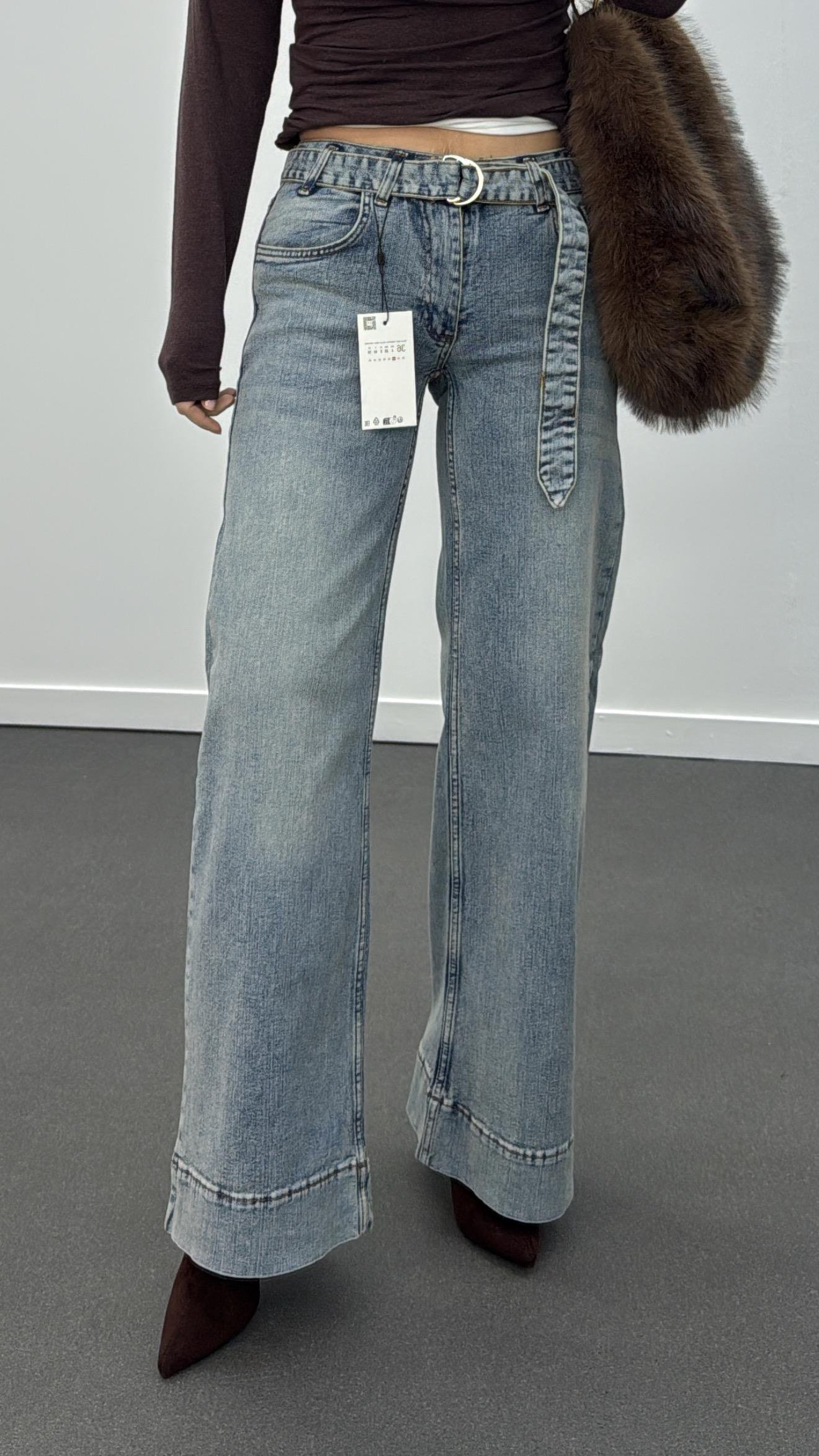 Frame Tint Yıkamalı Düşük Bel Kemerli Flare Jeans
