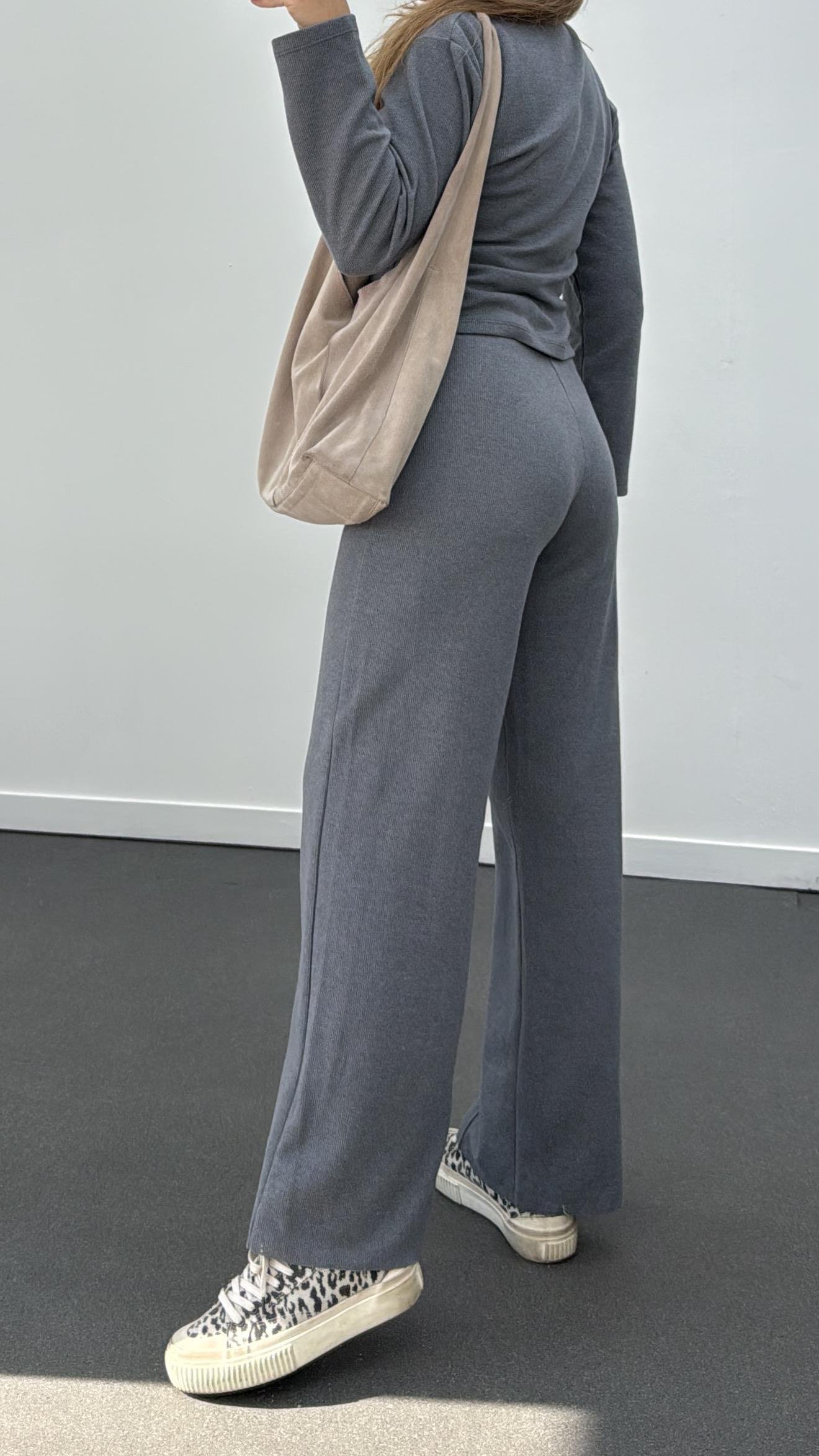 Freya Gri Gold Düğmeli Hırka Ve Triko Pantolon Takım