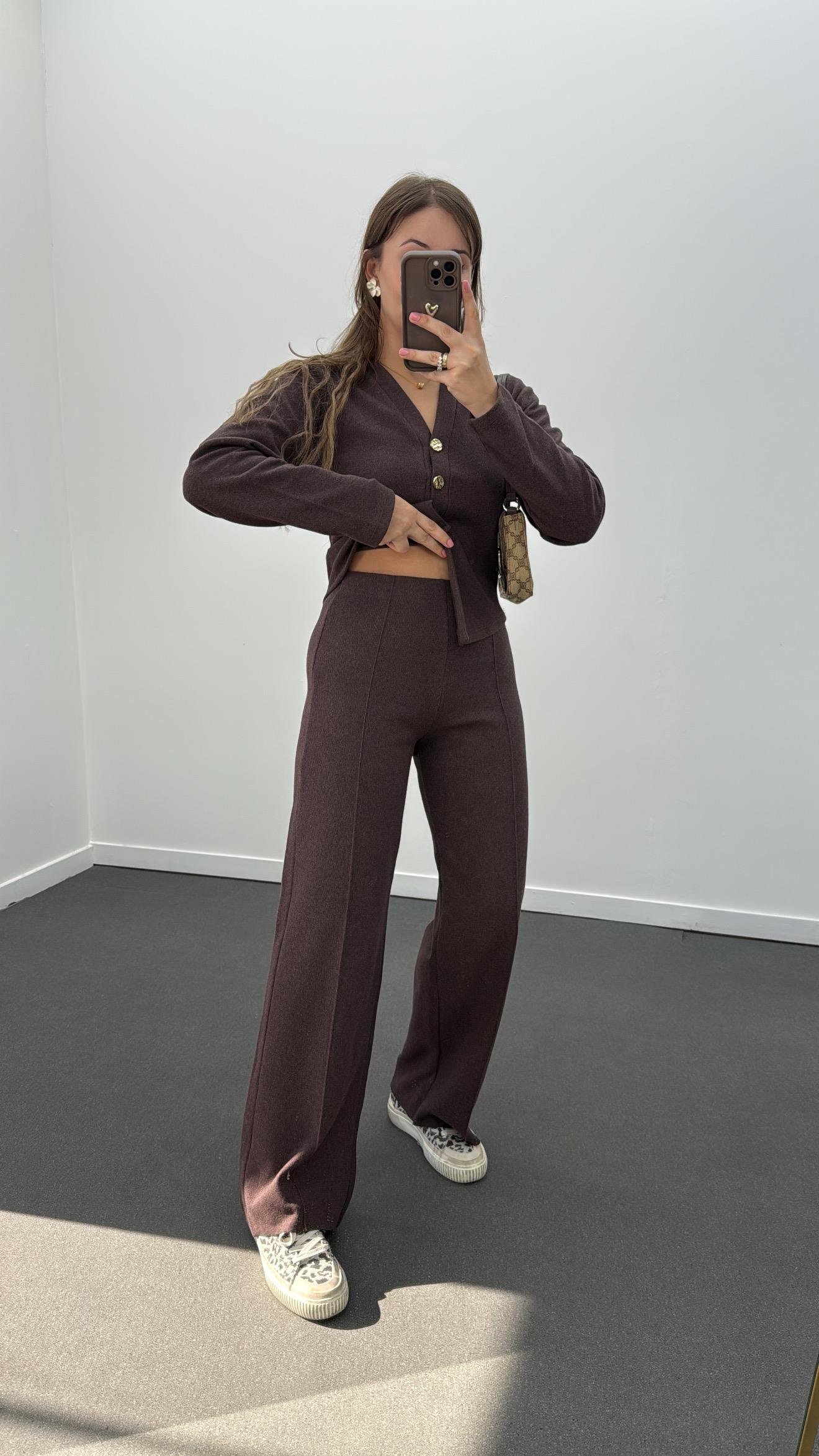 Freya Kahve Gold Düğmeli Hırka Ve Triko Pantolon Takım