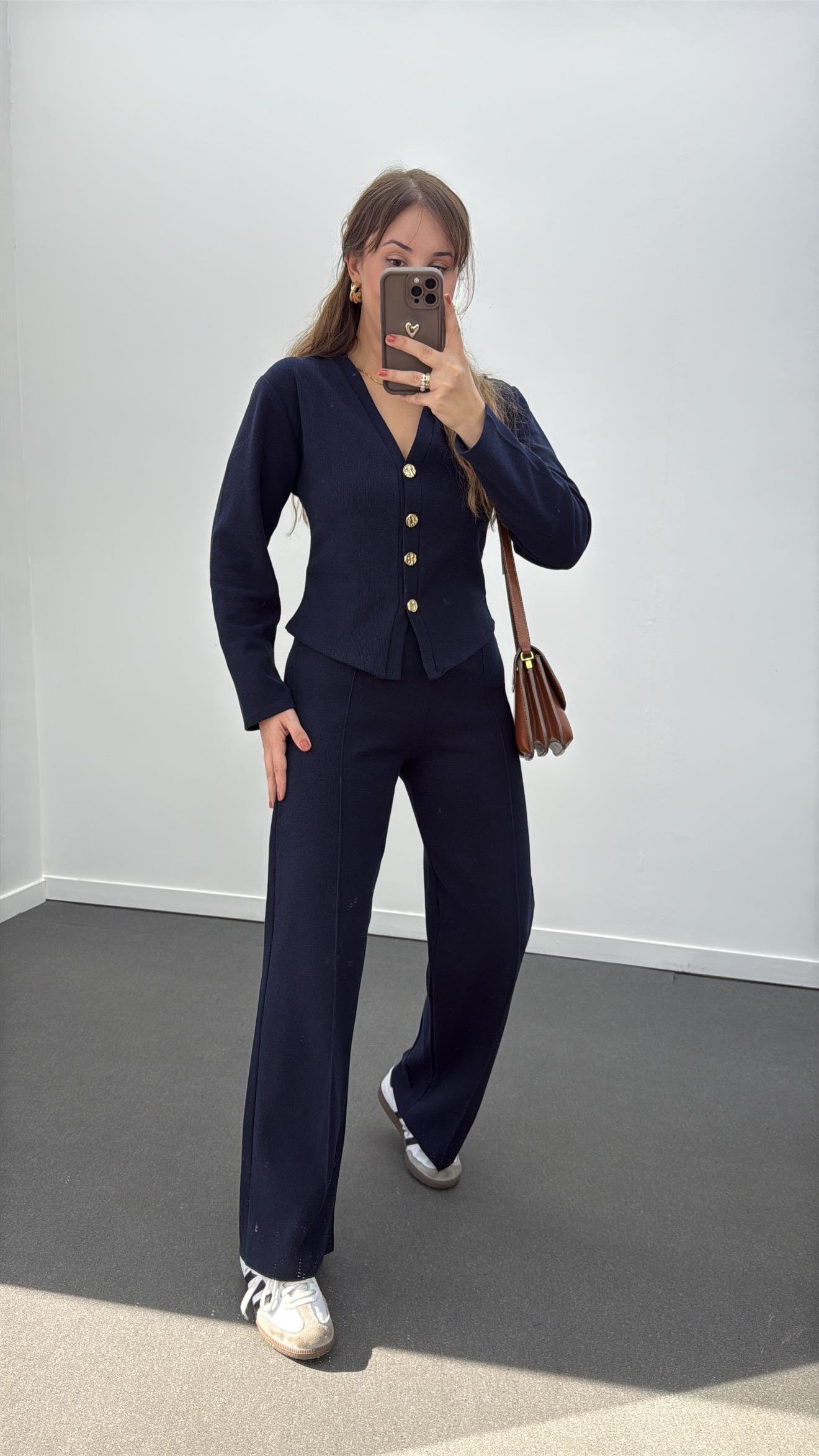 Freya Lacivert Gold Düğmeli Hırka Ve Triko Pantolon Takım