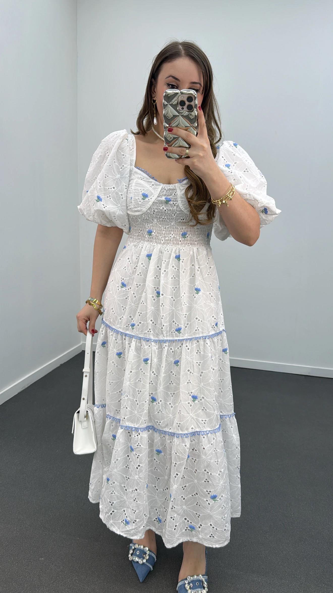 Gilda Mavi Çiçek Nakışlı Fisto Romantik Elbise