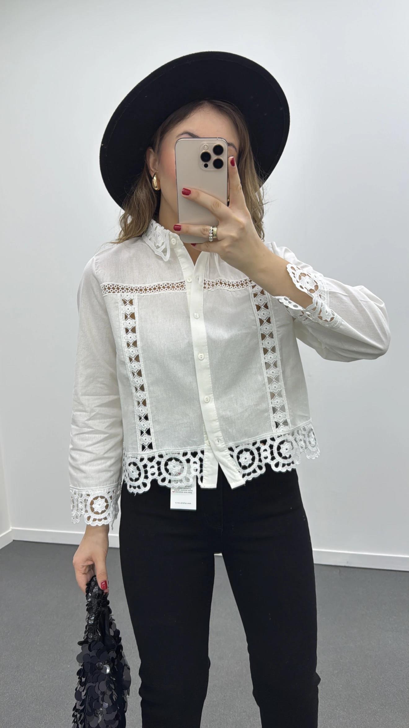 Giulia Özel Tasarım İşlemeli Gömlek