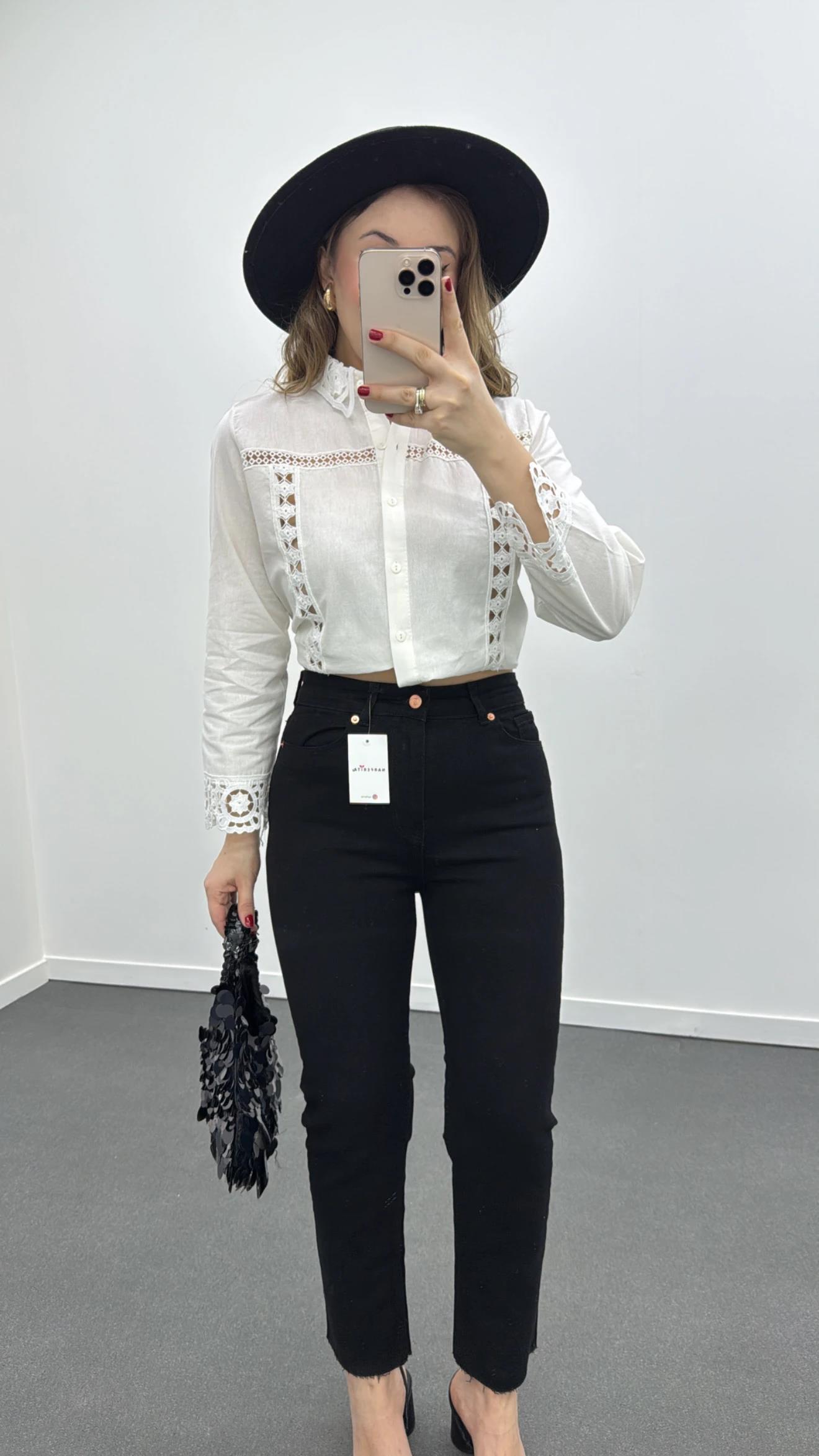 Giulia Özel Tasarım İşlemeli Gömlek