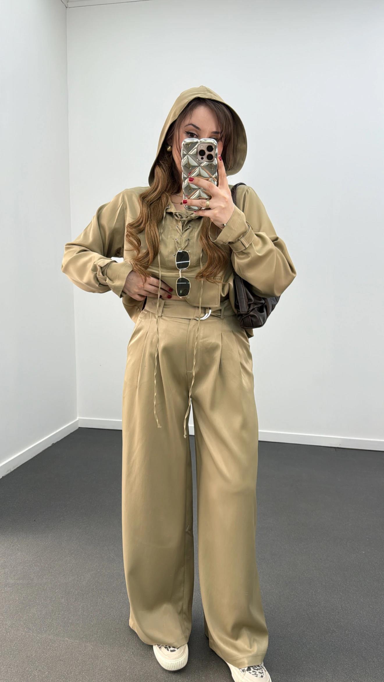 Gloria Yeşil Premium Kapüşonlu Sweat