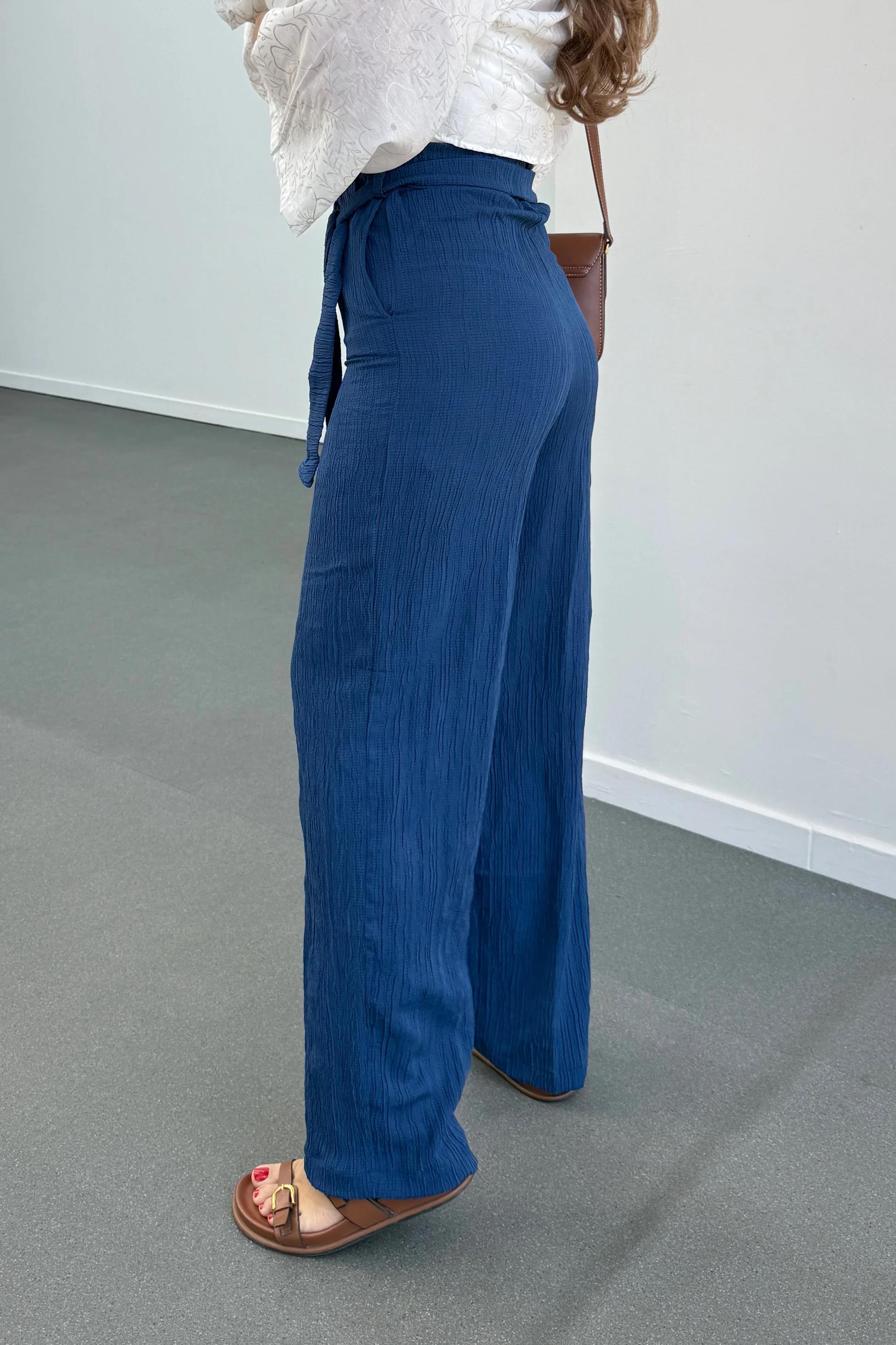 Grace Lacivert Beli Lastikli Müslin Kumaş Pantolon