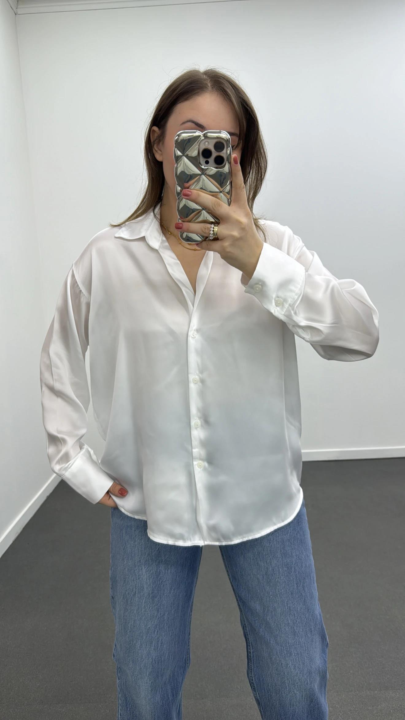 Gustavo Beyaz Saten Görünümlü Gömlek