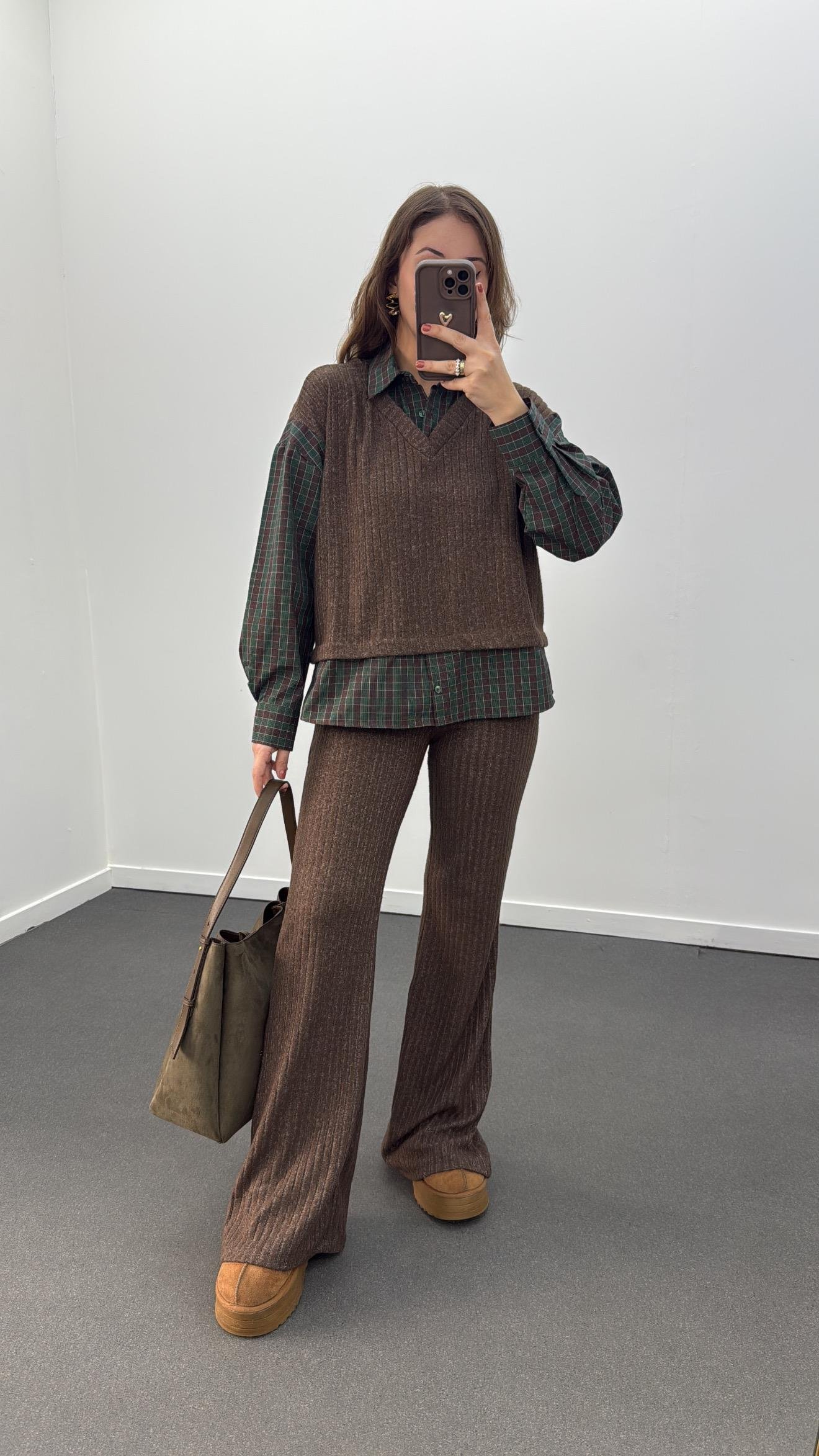 Hamburg Kahve Yeşil Gömlek Ve Triko Pantolon Takımı