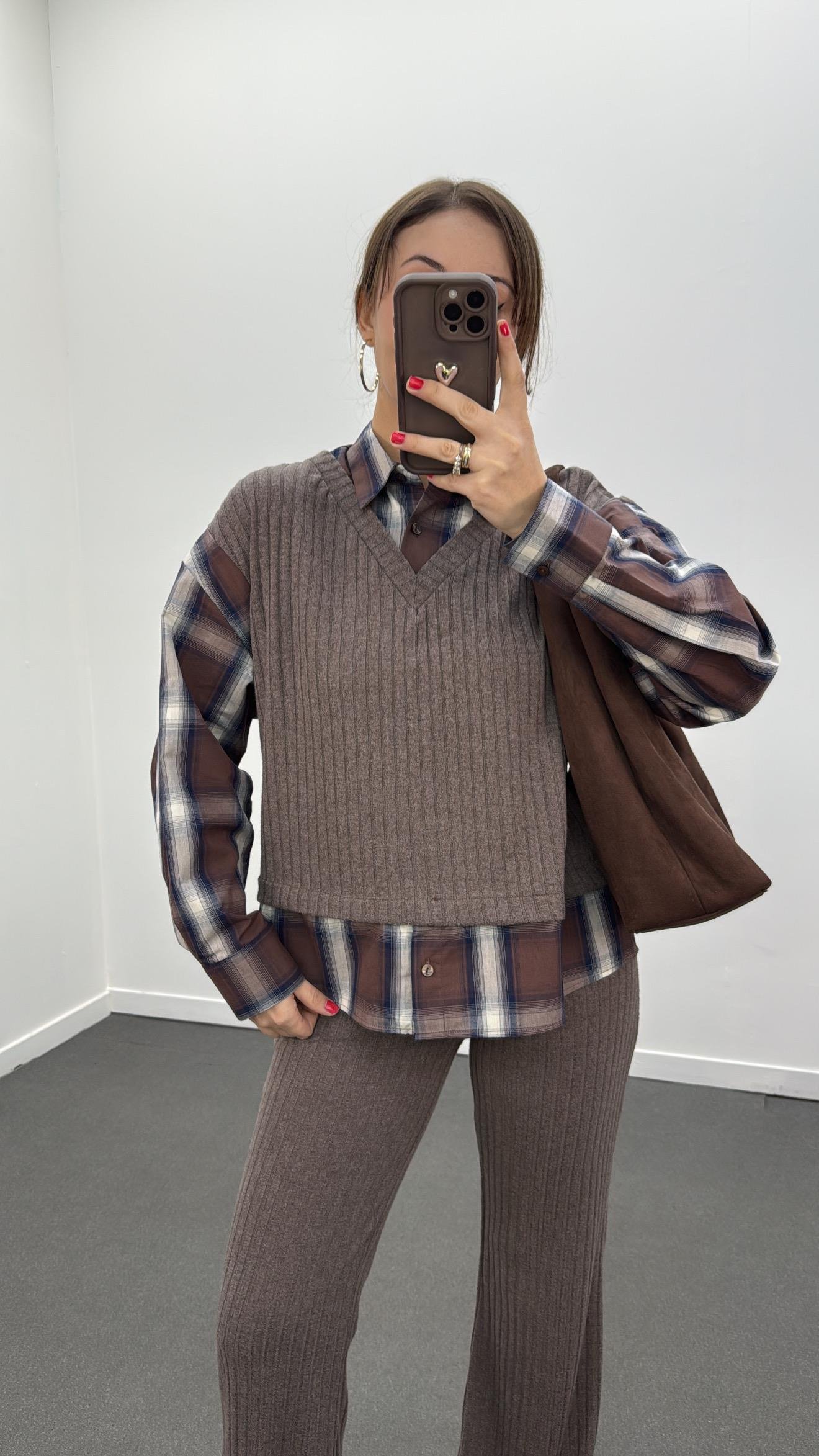 Hamburg Kahverengi Gömlek Ve Triko Pantolon Takımı