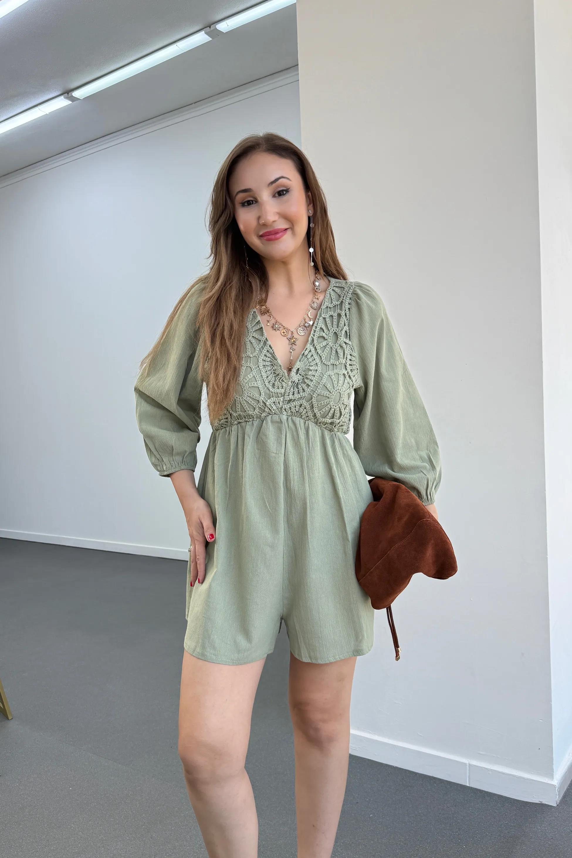 Helena Haki Güpür İşlemeli V Yaka Tulum