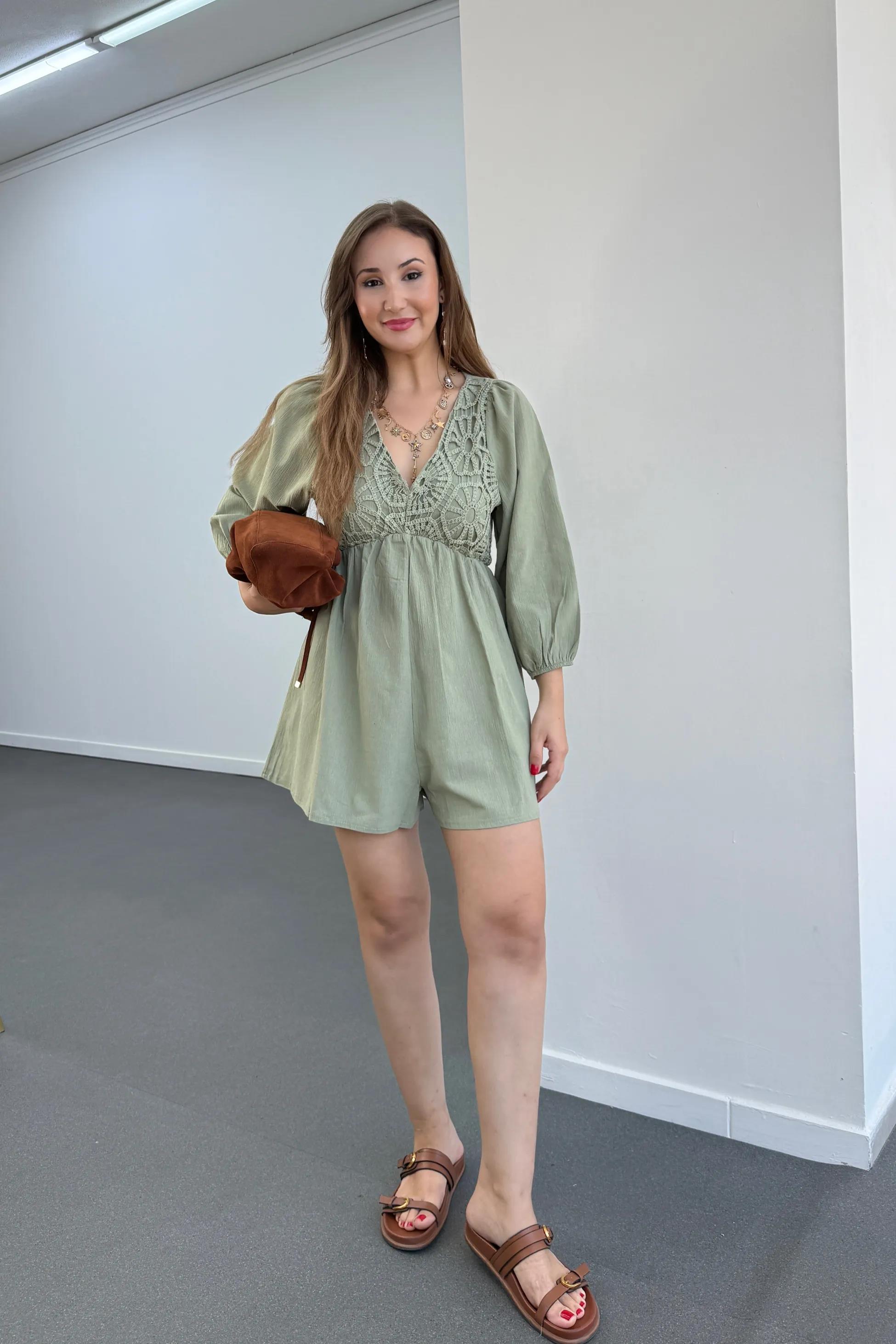 Helena Haki Güpür İşlemeli V Yaka Tulum