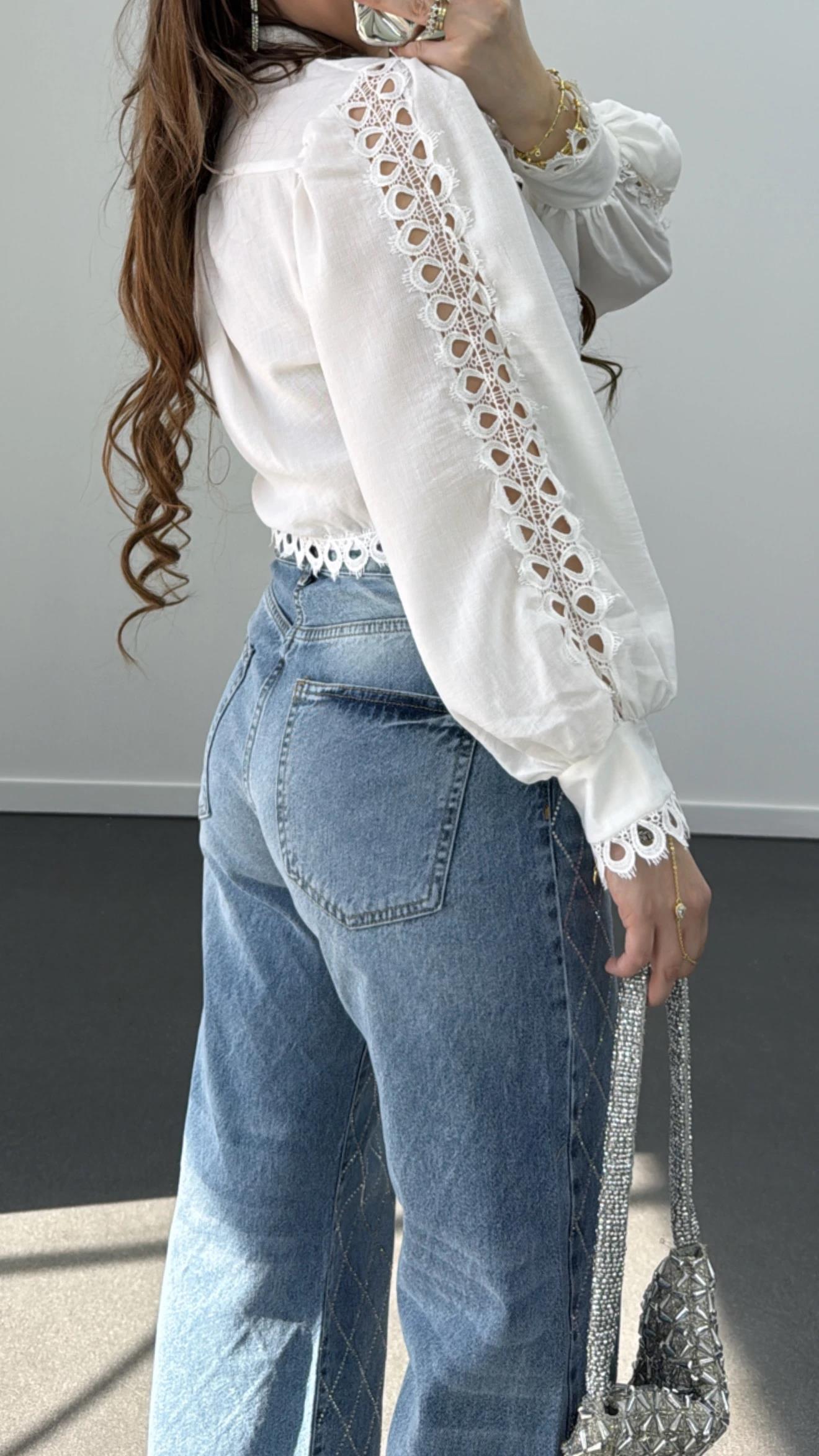 Hugo Beyaz Dantel İşlemeli Balon Kol Gömlek