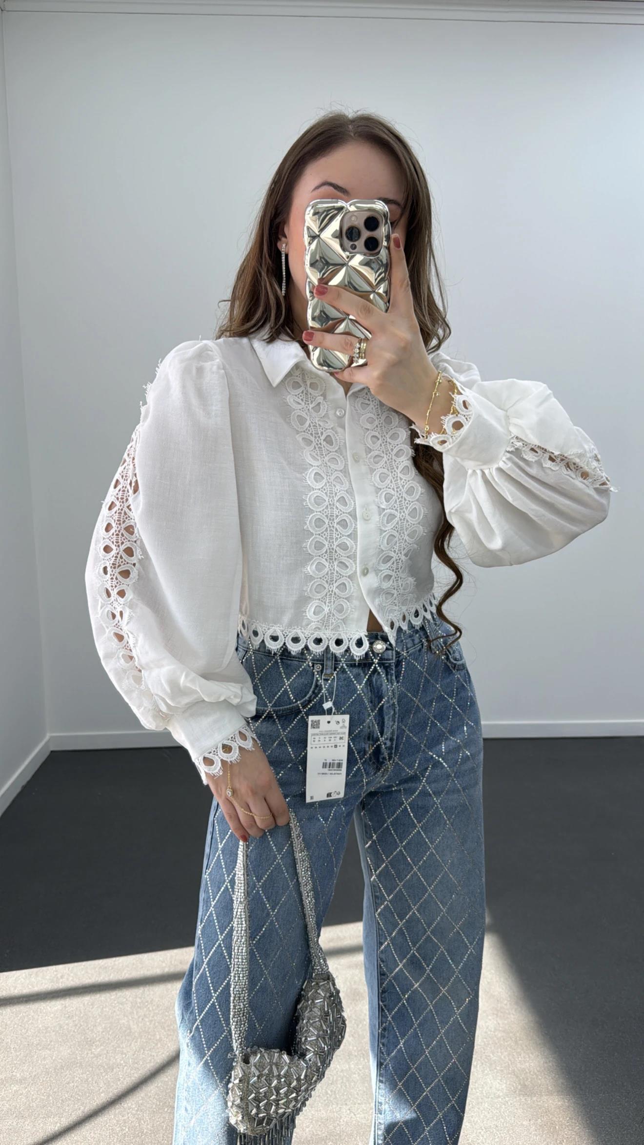 Hugo Beyaz Dantel İşlemeli Balon Kol Gömlek