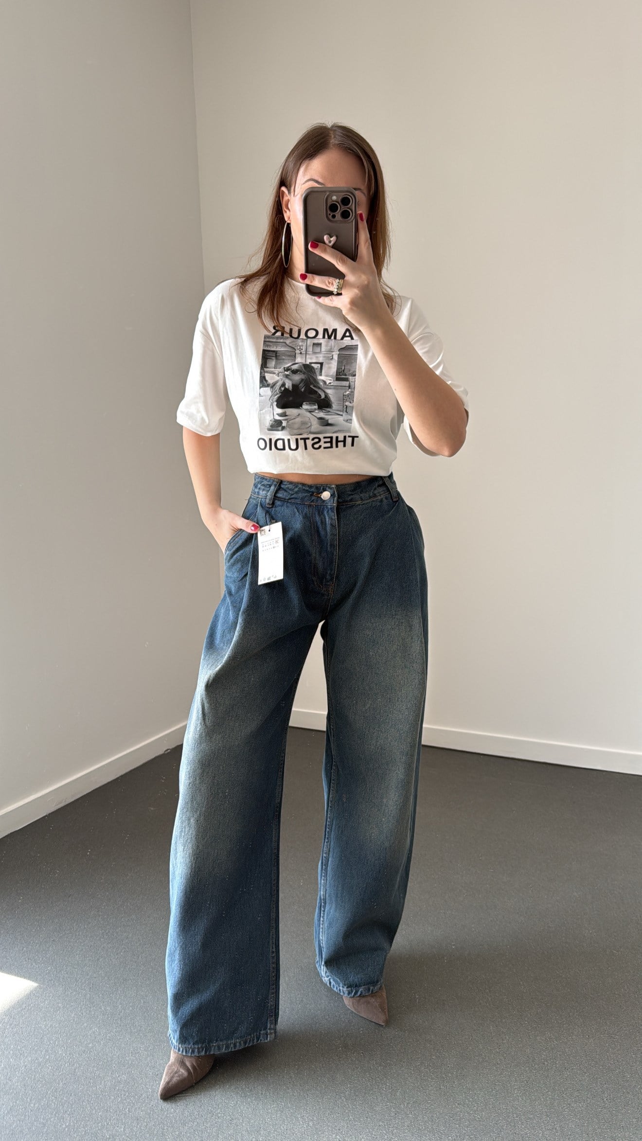 Hype Tint Yıkamalı Pileli Yanı Cepli Barrel Fit Jeans