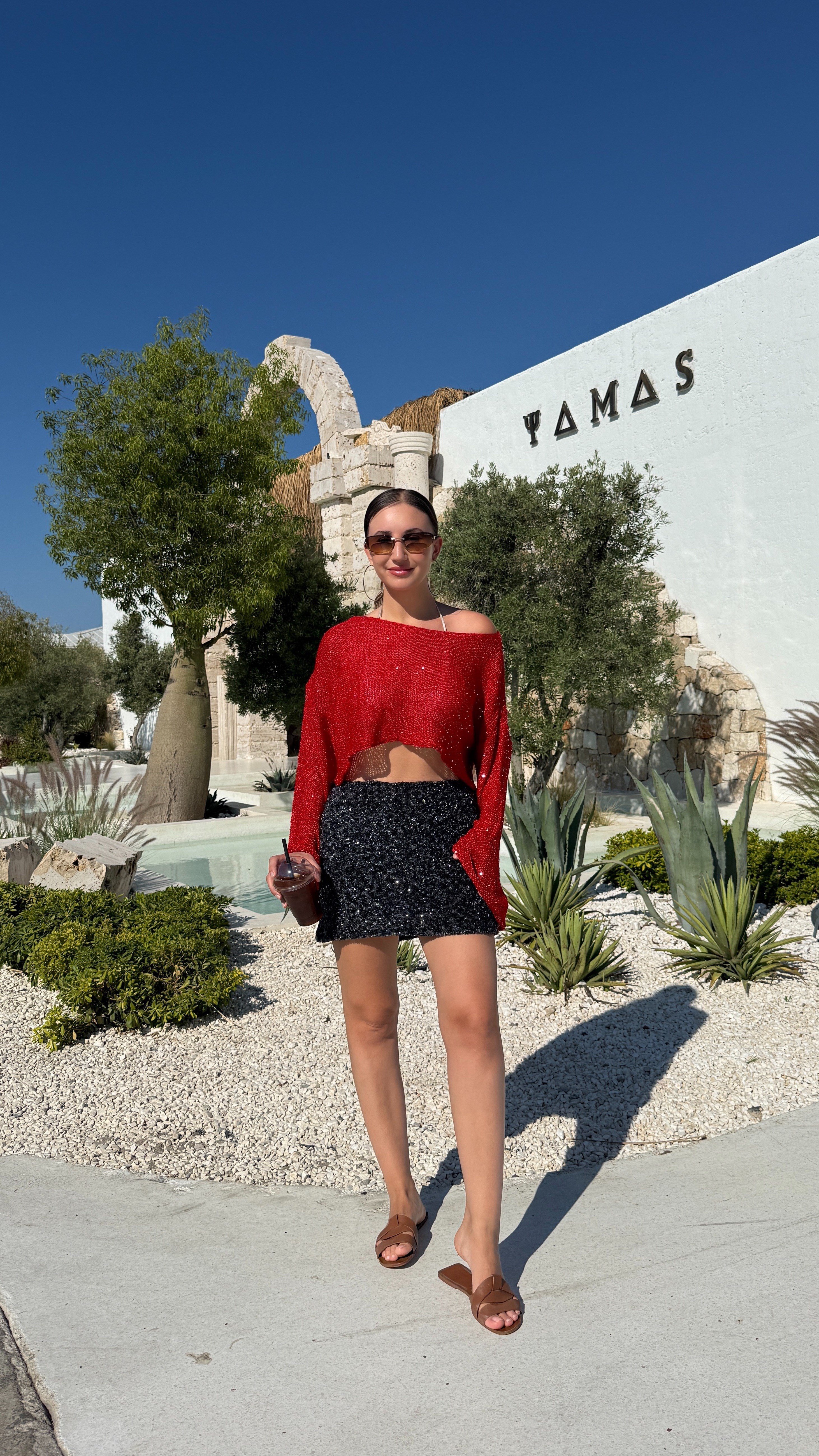 Ingrid Kırmızı Pul Payet İşlemeli Ajurlu Bluz